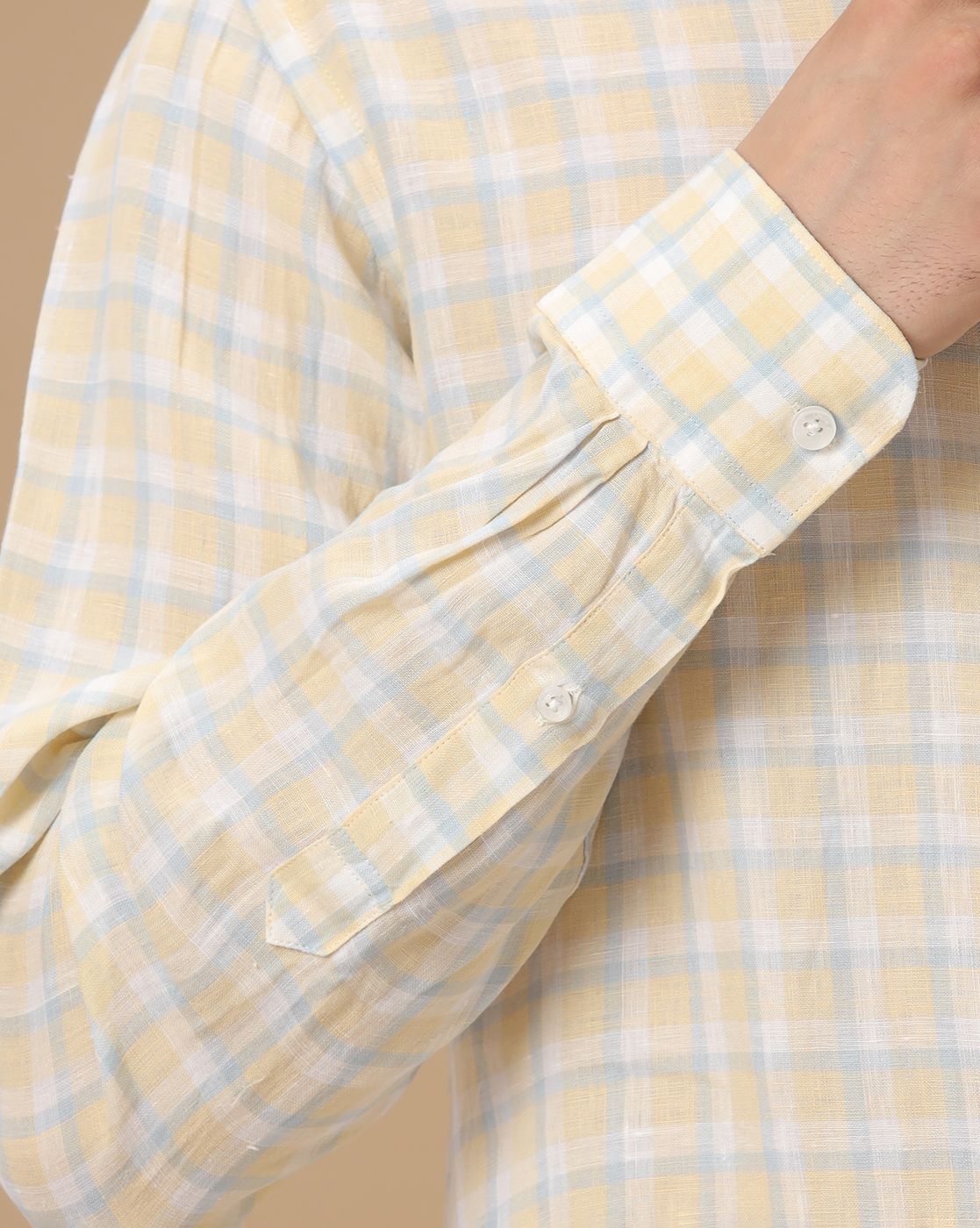 Men's Pure Linen Yellow Checked Contemporary Fit Full Sleeve Casual Shirt