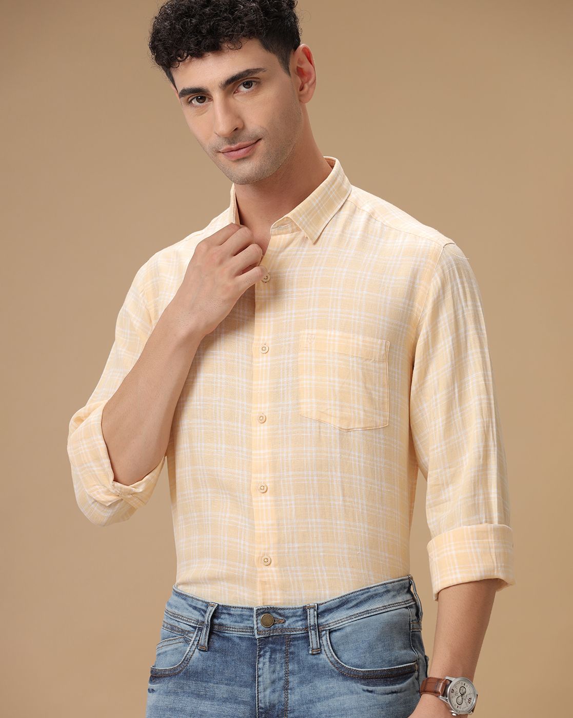 Men's Pure Linen Yellow Checked Contemporary Fit Full Sleeve Casual Shirt