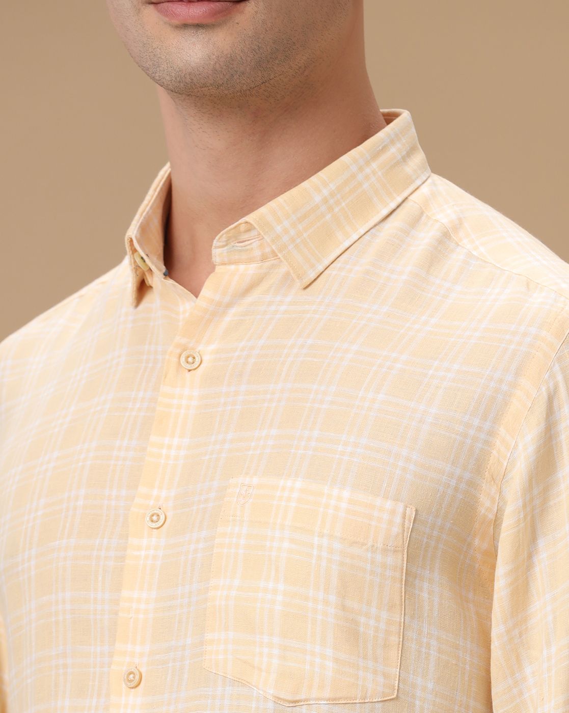 Men's Pure Linen Yellow Checked Contemporary Fit Full Sleeve Casual Shirt