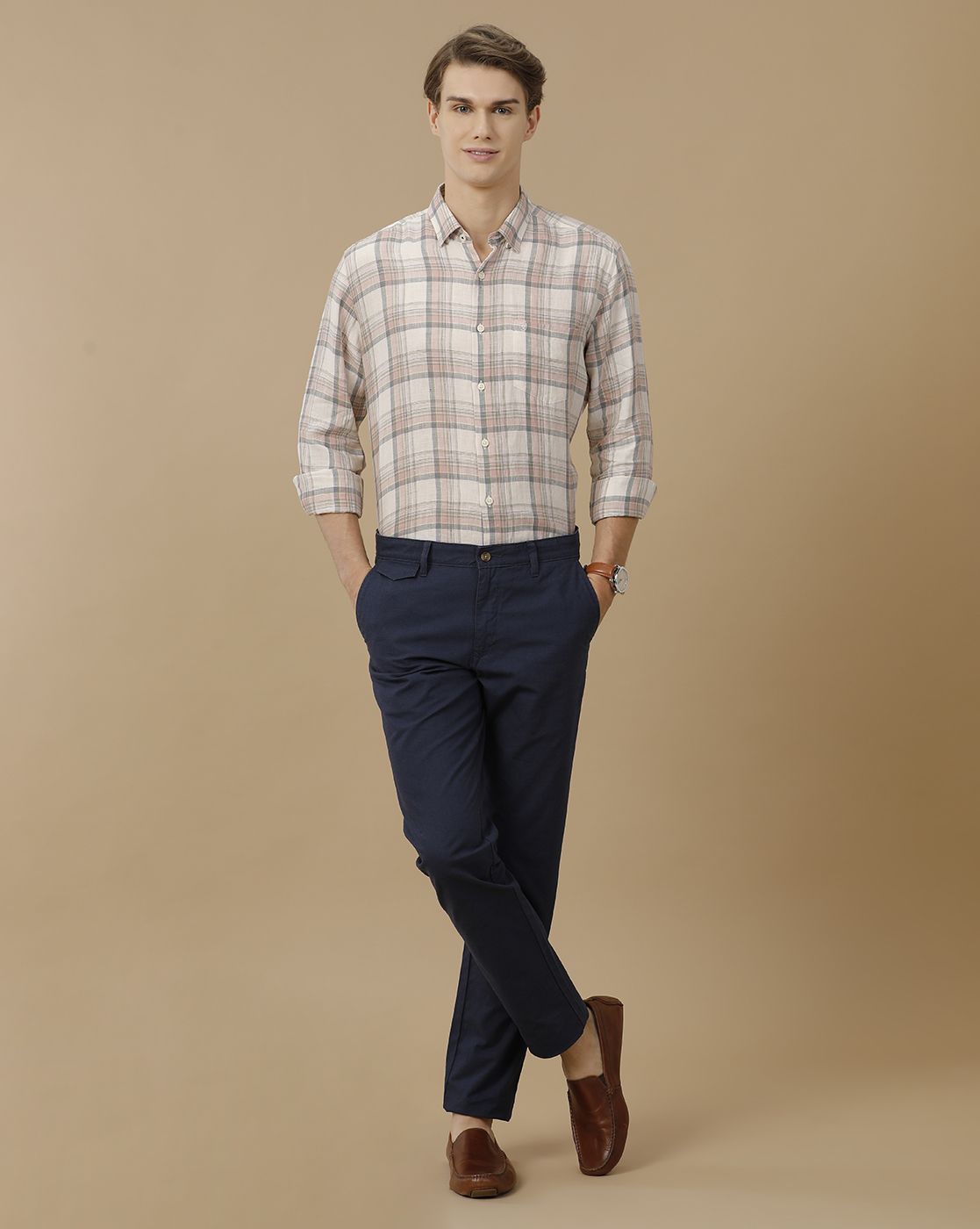 Men's Pure Linen Pink Checked Contemporary Fit Full Sleeve Casual Shirt