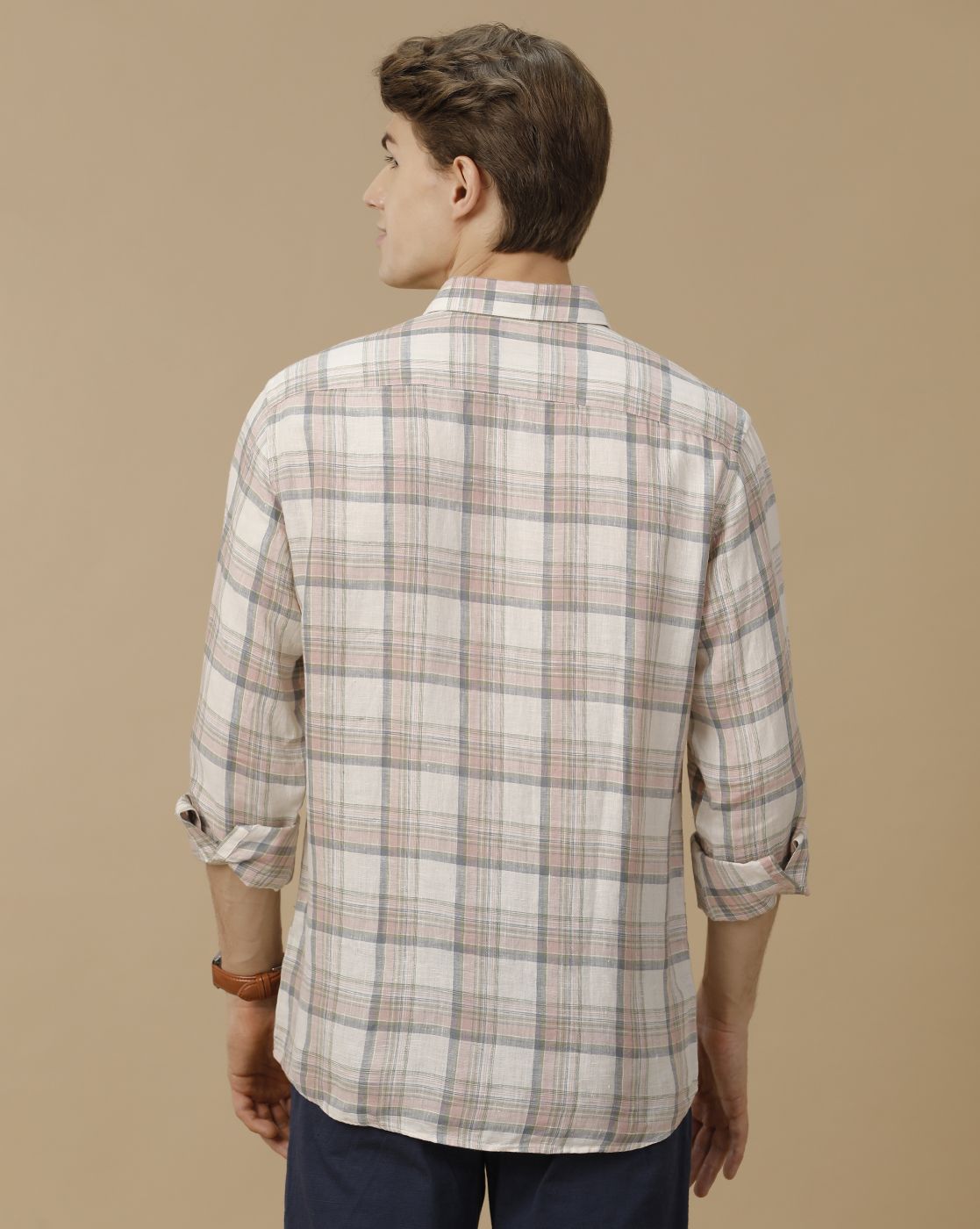 Men's Pure Linen Pink Checked Contemporary Fit Full Sleeve Casual Shirt
