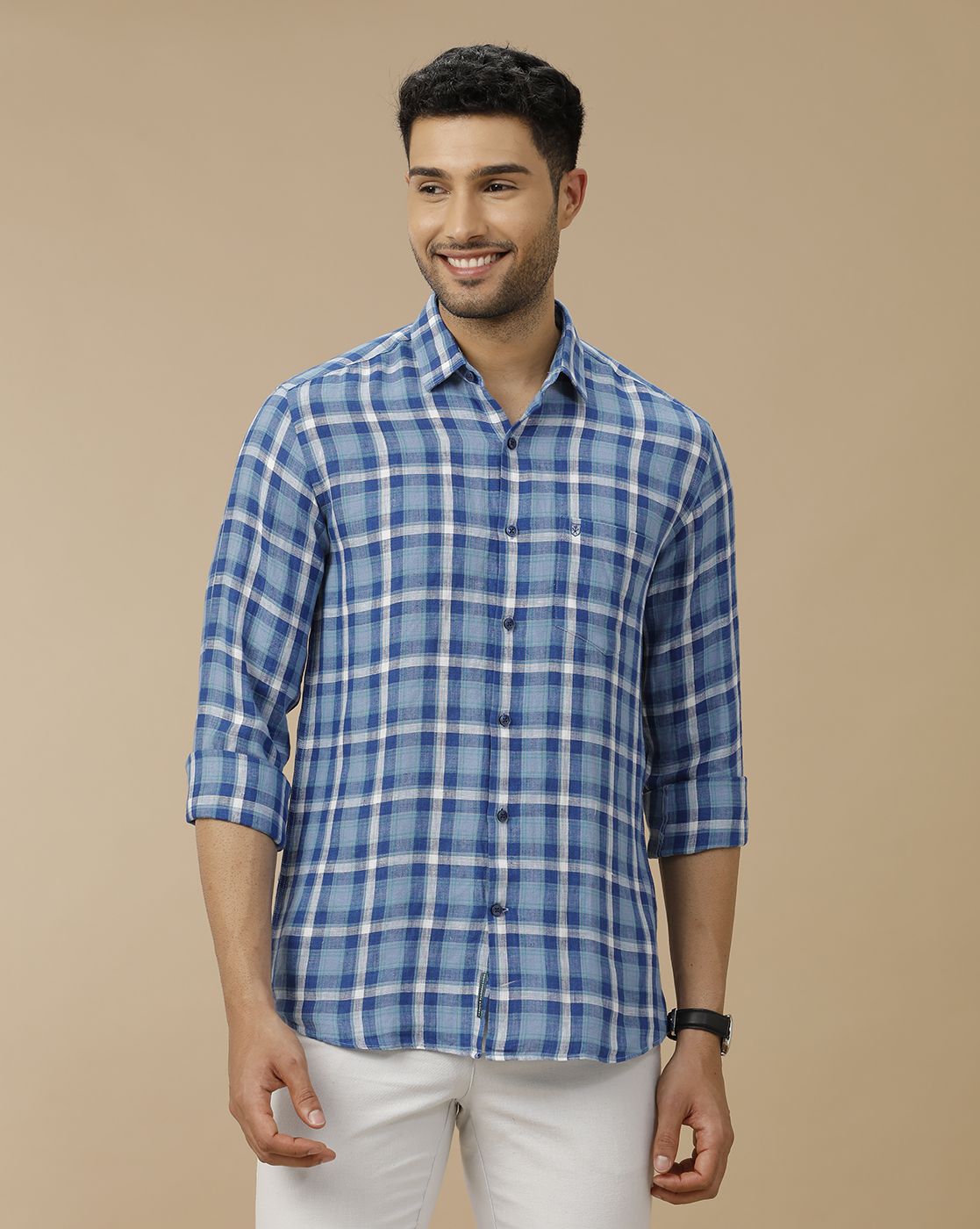 Men's Pure Linen Blue Checked Contemporary Fit Full Sleeve Casual Shirt