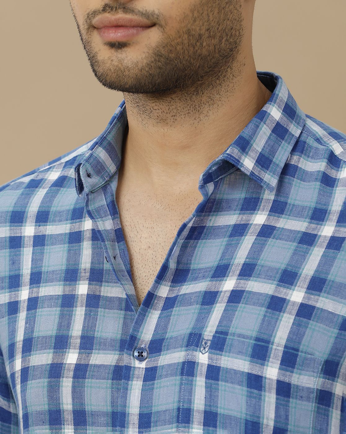Men's Pure Linen Blue Checked Contemporary Fit Full Sleeve Casual Shirt