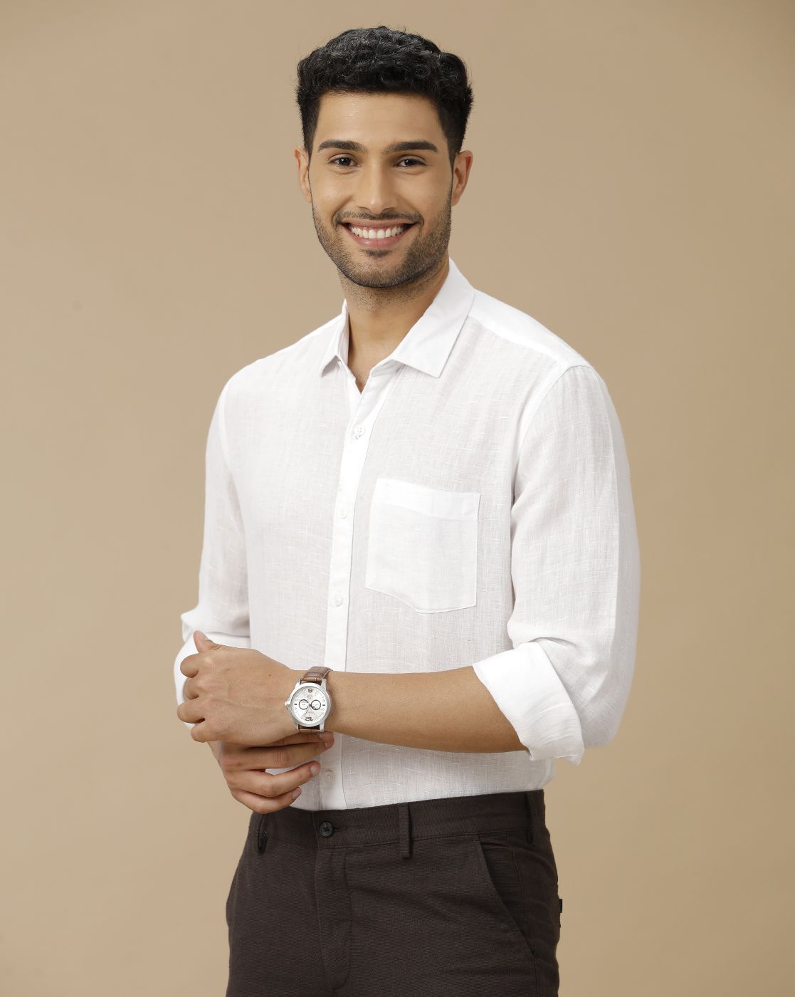 Men's Pure Linen White Solid Contemporary Fit Full Sleeve Casual Shirt