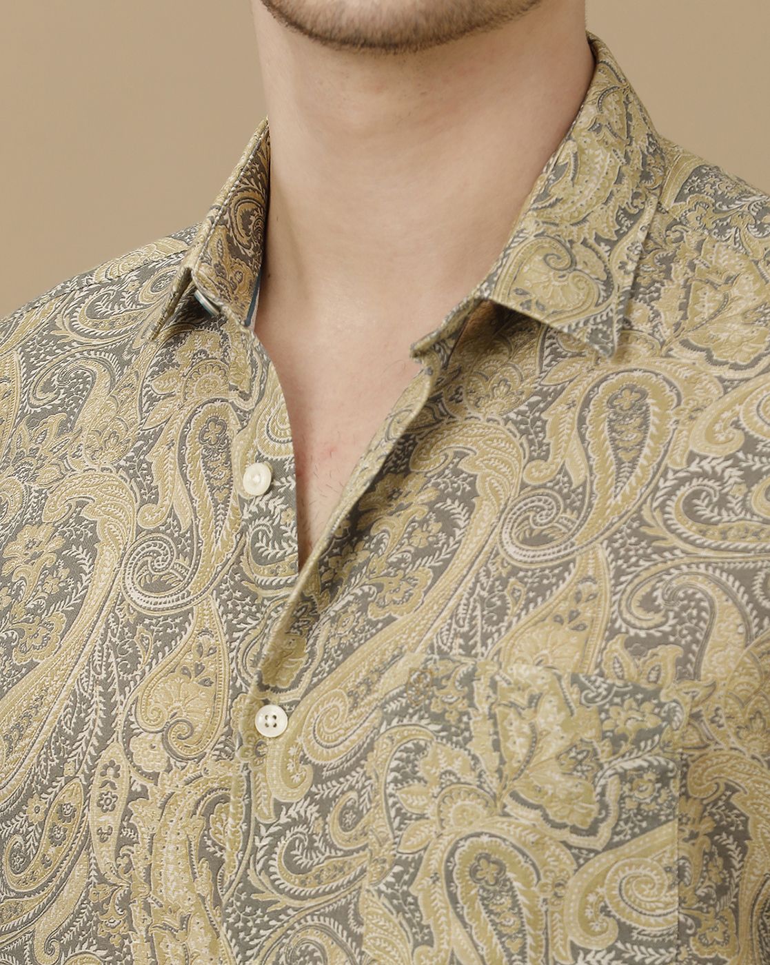 Men's Linen Rich Green Printed Contemporary Fit Full Sleeve Casual Shirt
