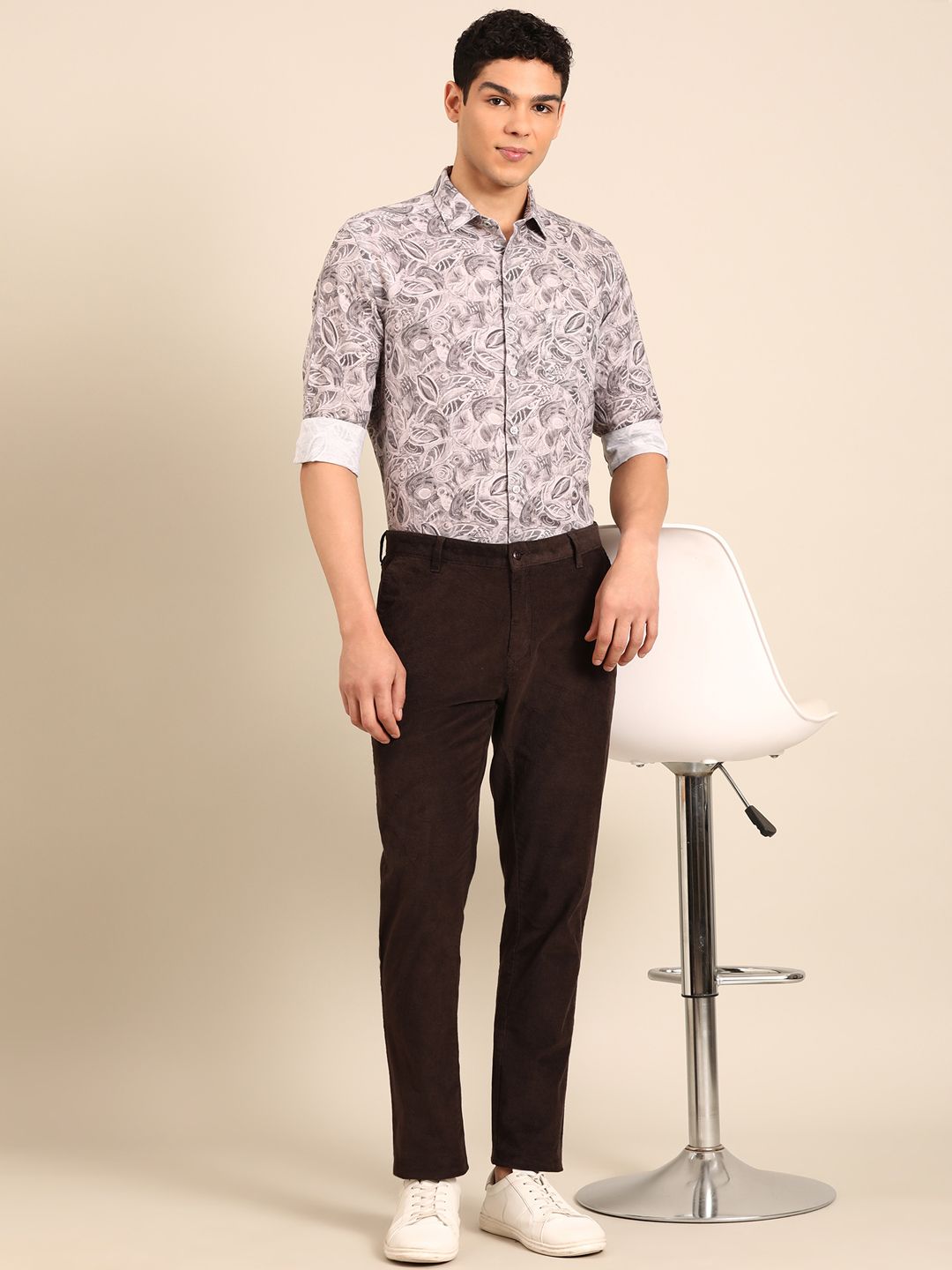 Linen Club Men's Linen Rich Grey Printed Contemporary Fit Full Sleeve Casual Shirt