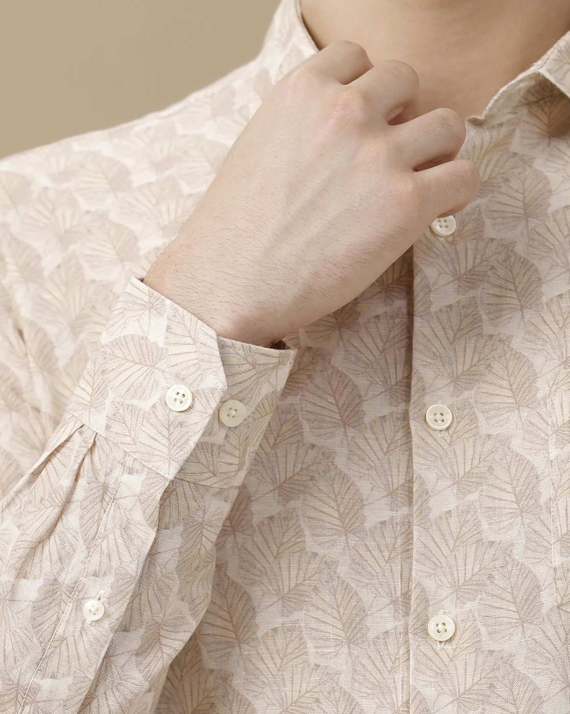 Men's Linen Rich Beige Printed Contemporary Fit Full Sleeve Casual Shirt