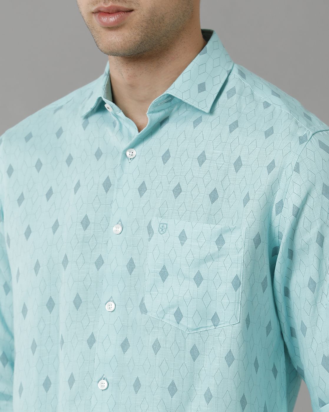 Men's Pure Linen Turquoise Blue Printed Contemporary Fit Full Sleeve Sleeve Casual Shirt