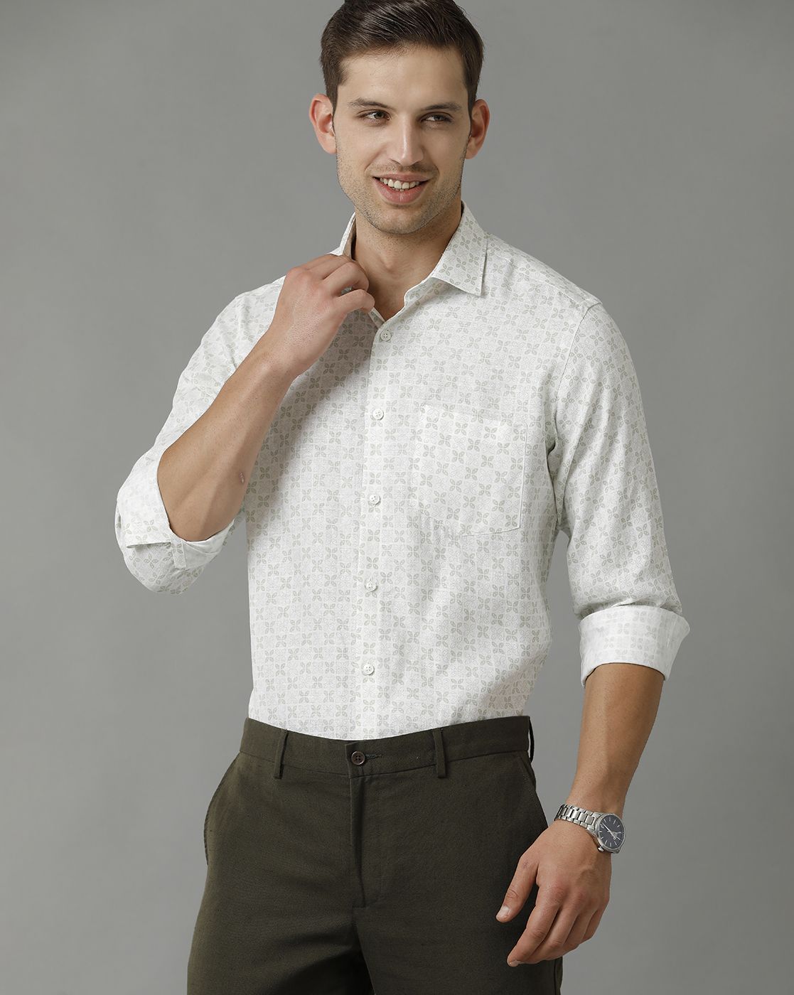 Men's Pure Linen Green Printed Contemporary Fit Full Sleeve Sleeve Casual Shirt