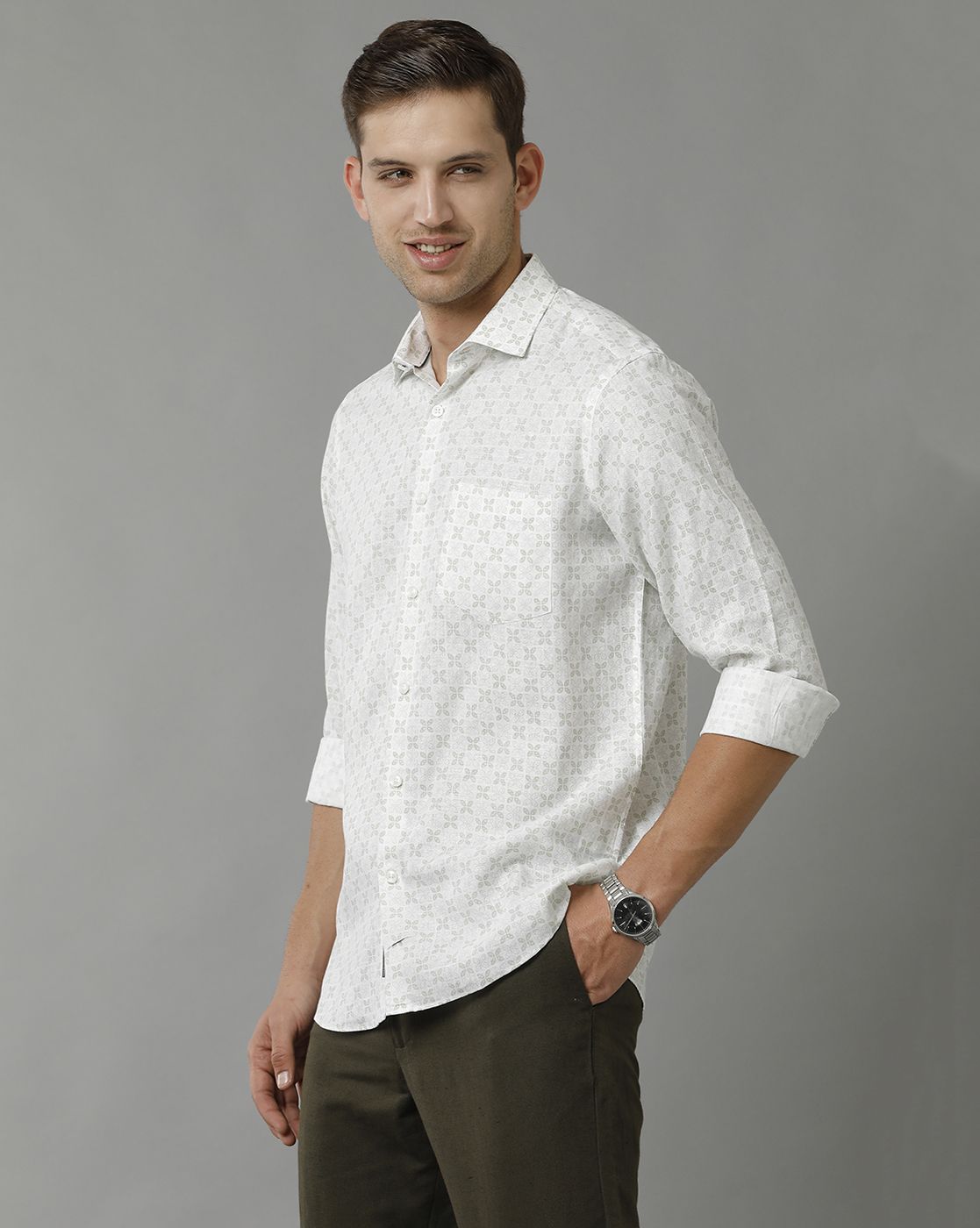Men's Pure Linen Green Printed Contemporary Fit Full Sleeve Sleeve Casual Shirt