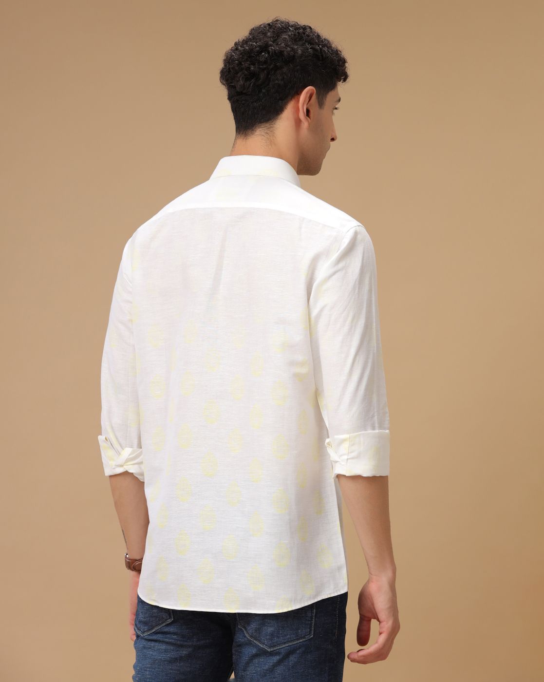 Men's Pure Linen Yellow Printed Contemporary Fit Full Sleeve Casual Shirt