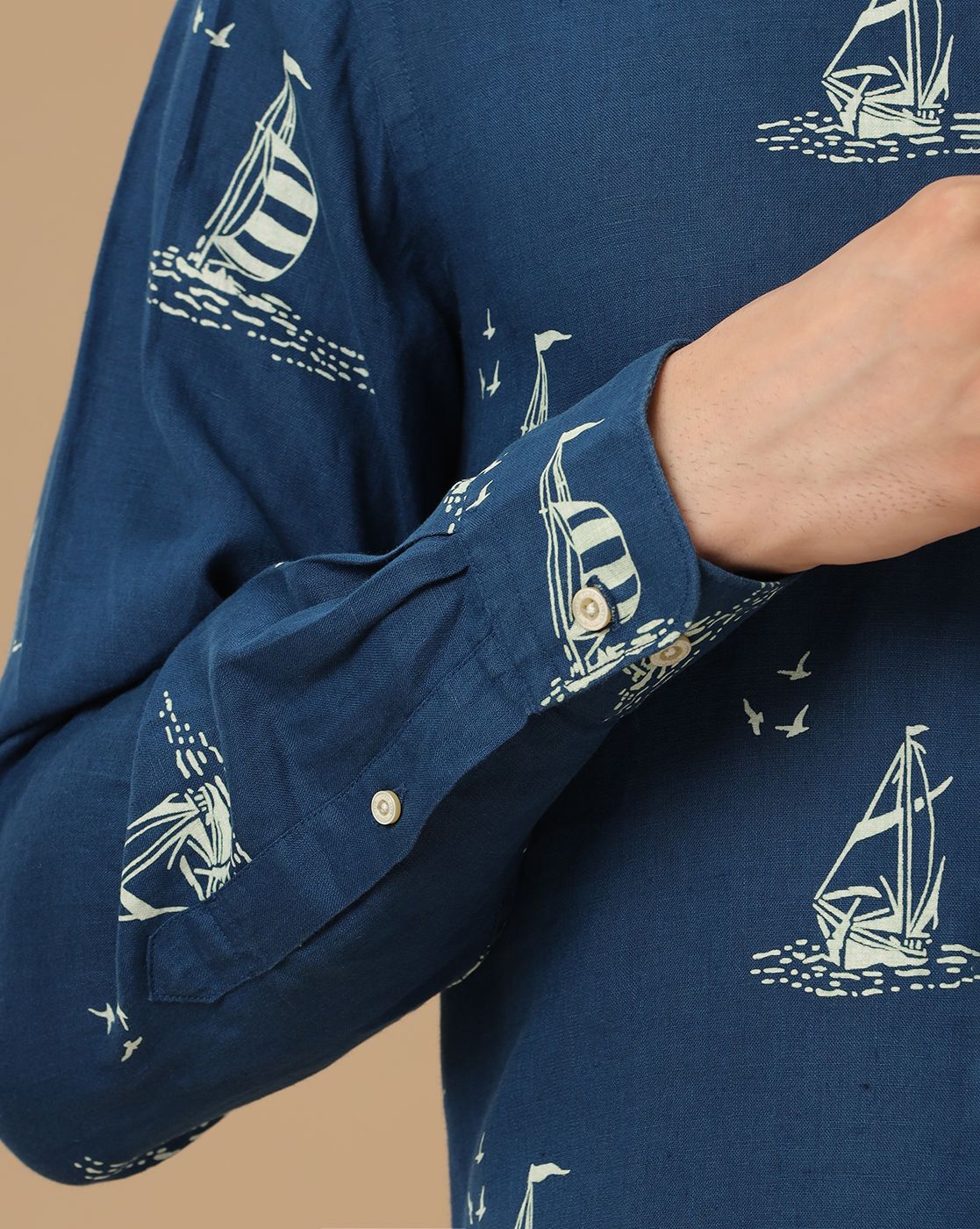 Men's Pure Linen Blue Printed Contemporary Fit Full Sleeve Casual Shirt