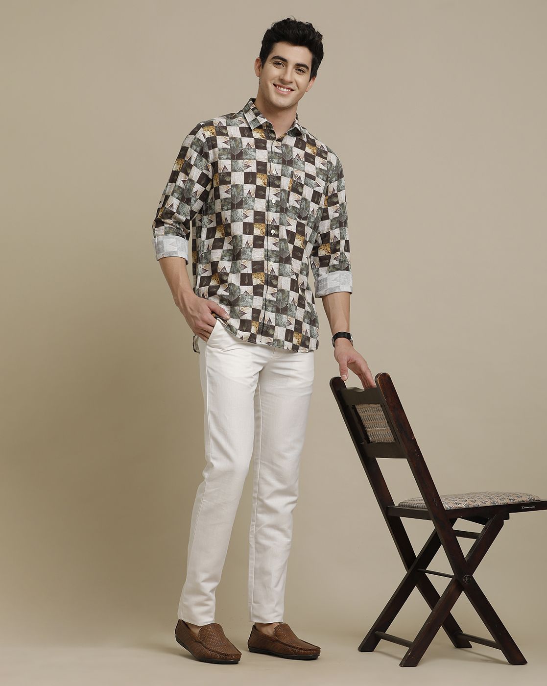 Men's Linen Rich Multicolor Printed Contemporary Fit Full Sleeve Sleeve Casual Shirt