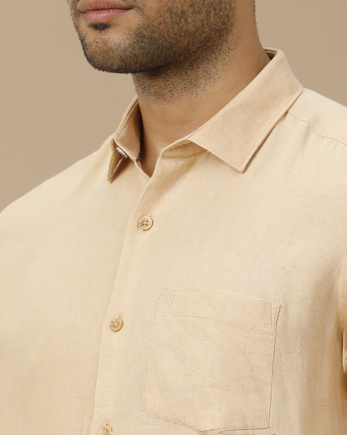 Men's Pure Linen Brown Solid Contemporary Fit Full Sleeve Casual Shirt