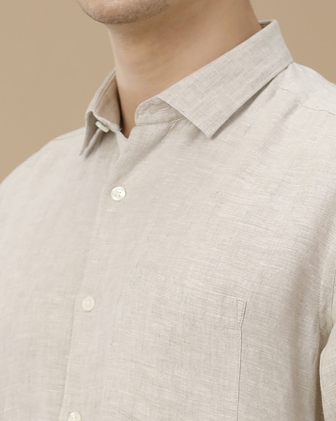 Men's Pure Linen Beige Solid Contemporary Fit Full Sleeve Casual Shirt