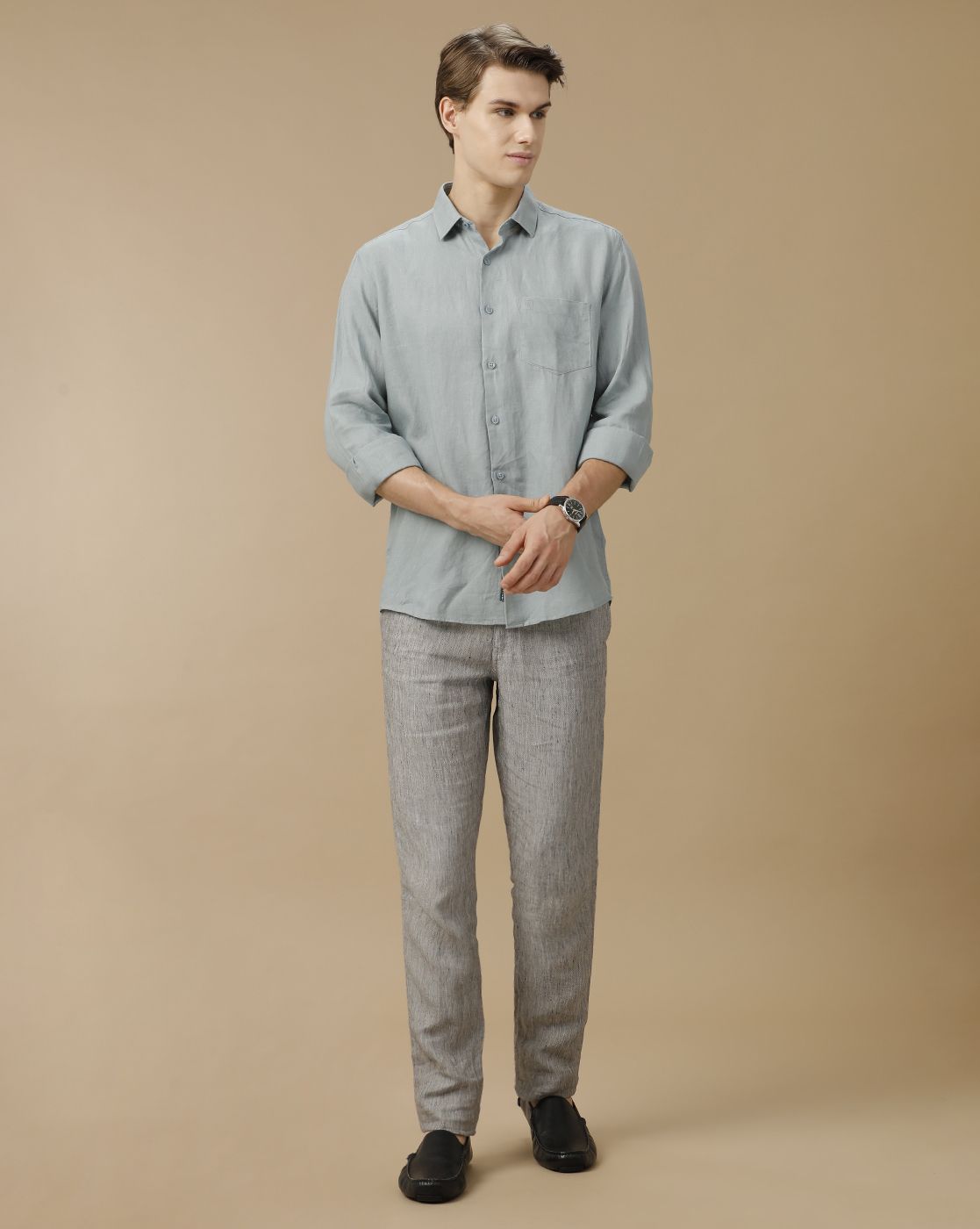 Men's Pure Linen Green Solid Contemporary Fit Full Sleeve Casual Shirt
