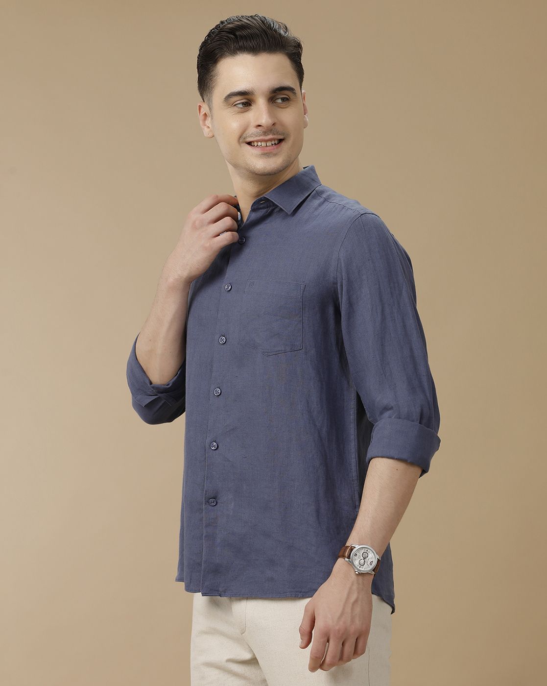 Men's Pure Linen Blue Solid Contemporary Fit Full Sleeve Casual Shirt