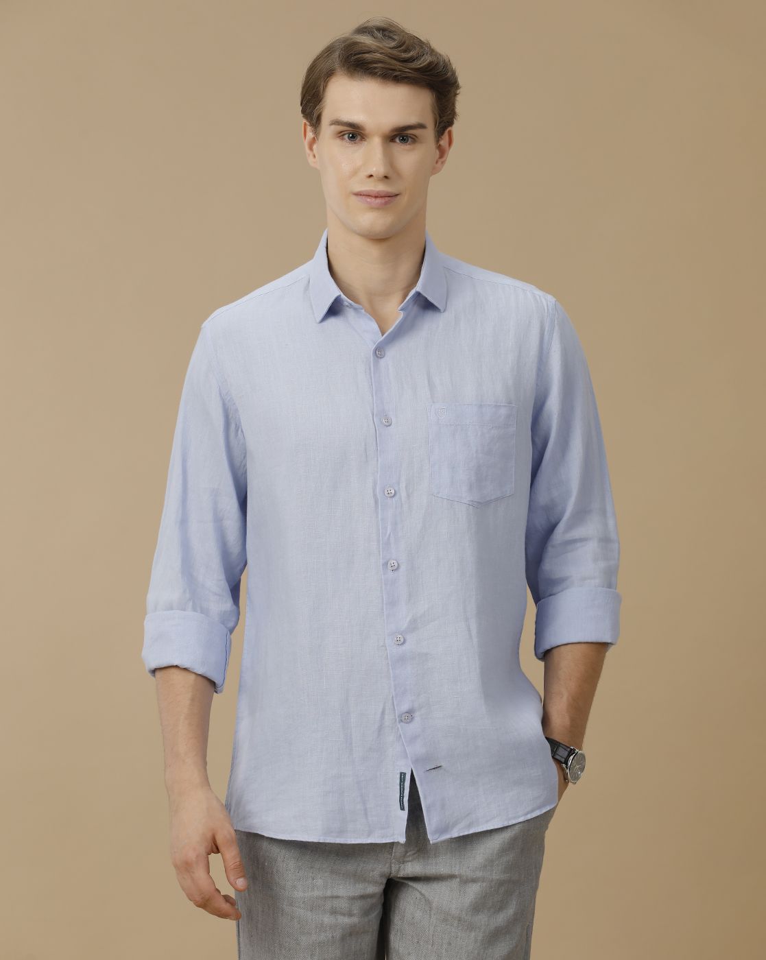 Men's Pure Linen Blue Solid Contemporary Fit Full Sleeve Casual Shirt