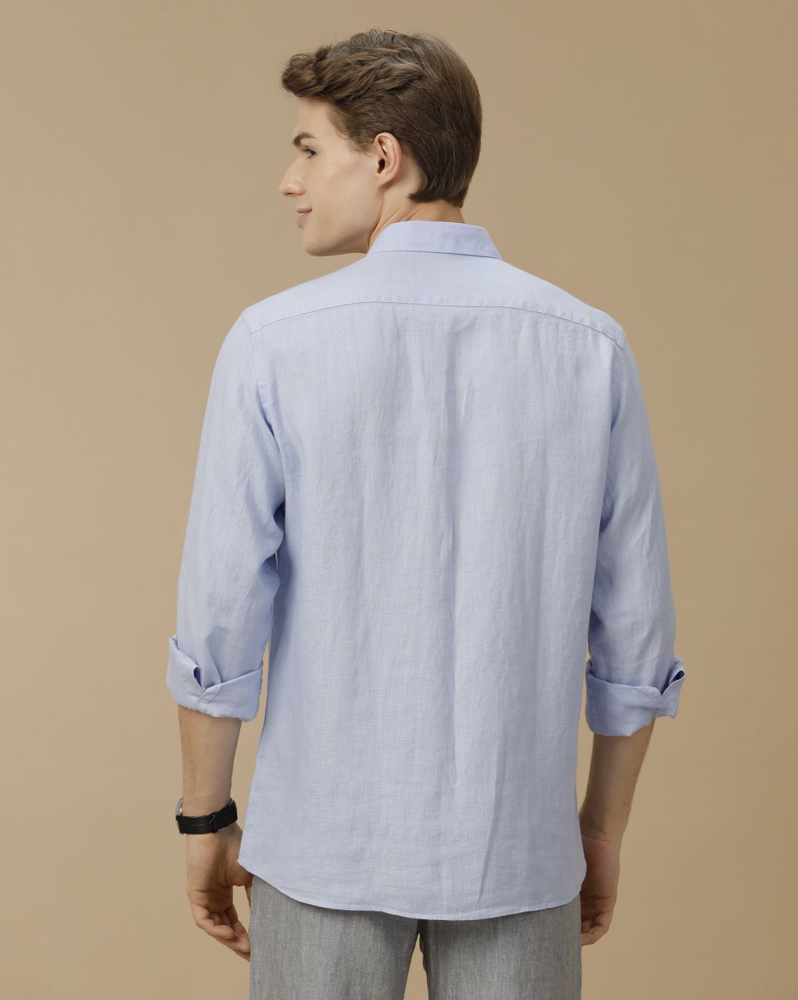 Men's Pure Linen Blue Solid Contemporary Fit Full Sleeve Casual Shirt