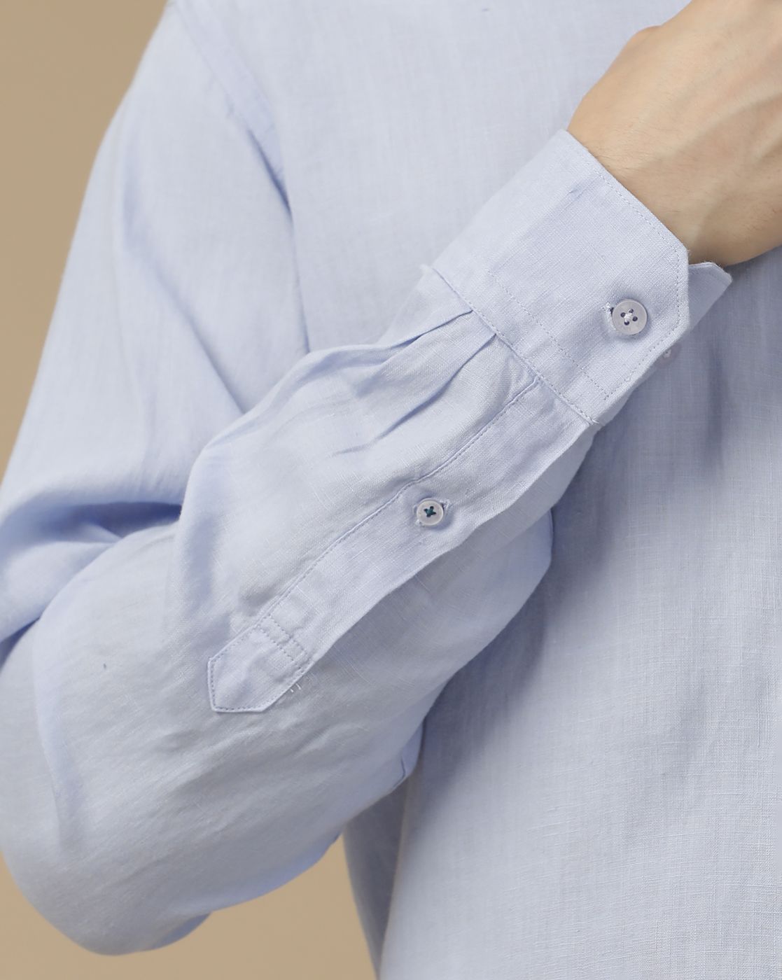 Men's Pure Linen Blue Solid Contemporary Fit Full Sleeve Casual Shirt