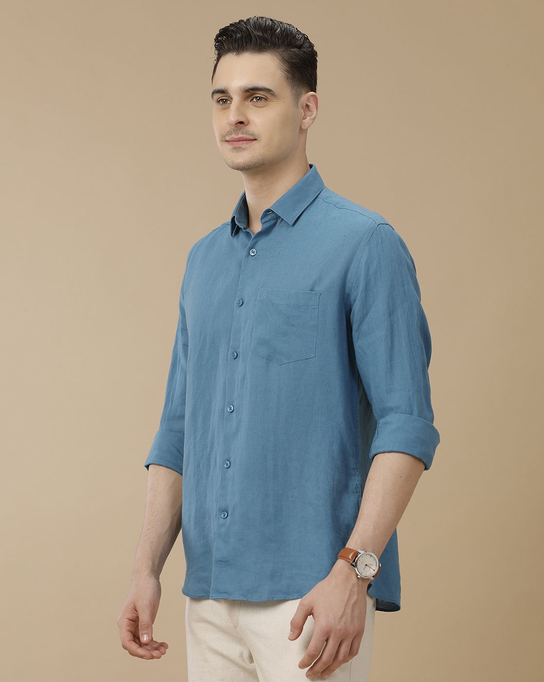 Men's Pure Linen Blue Solid Contemporary Fit Full Sleeve Casual Shirt