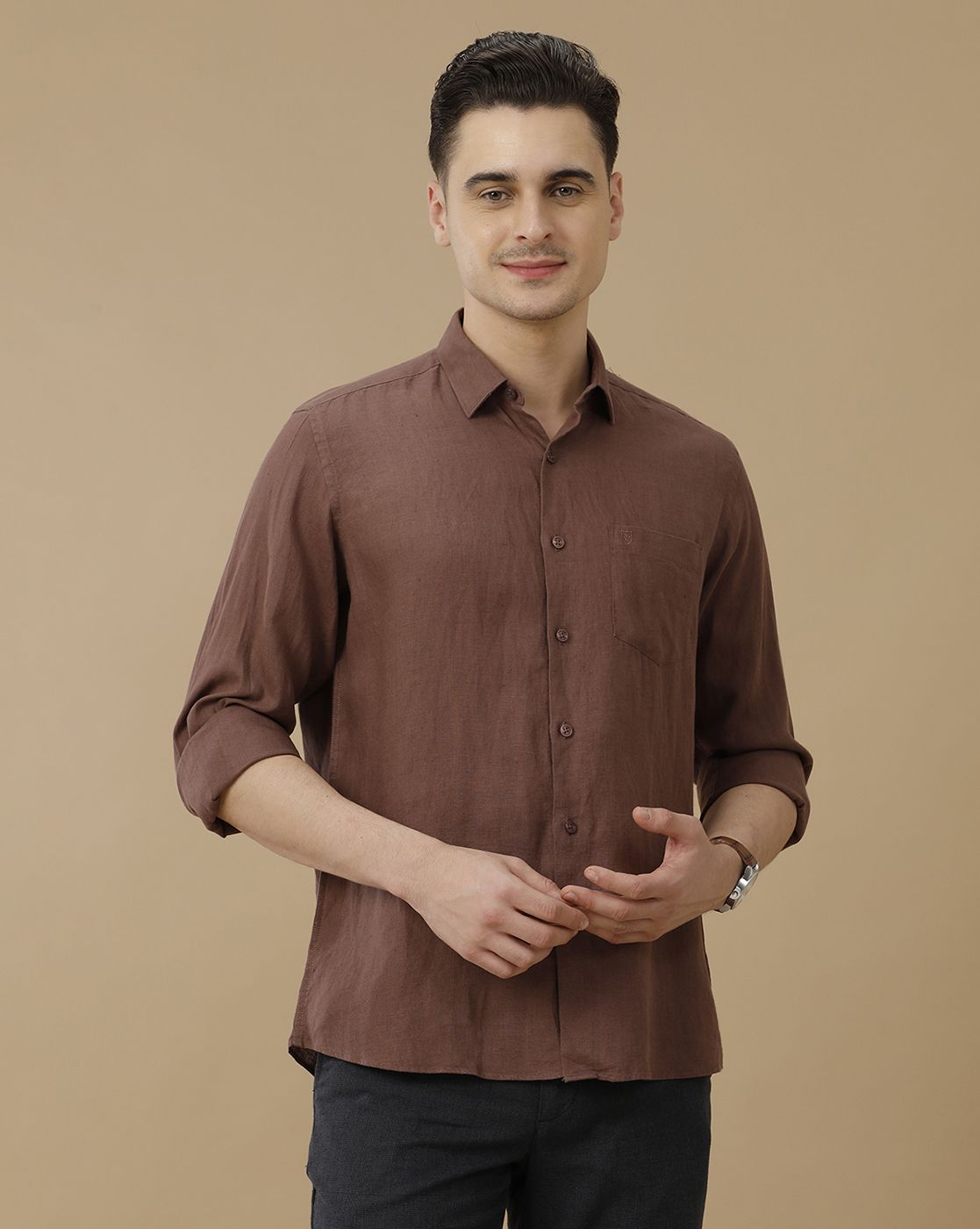Men's Pure Linen Brown Solid Contemporary Fit Full Sleeve Casual Shirt