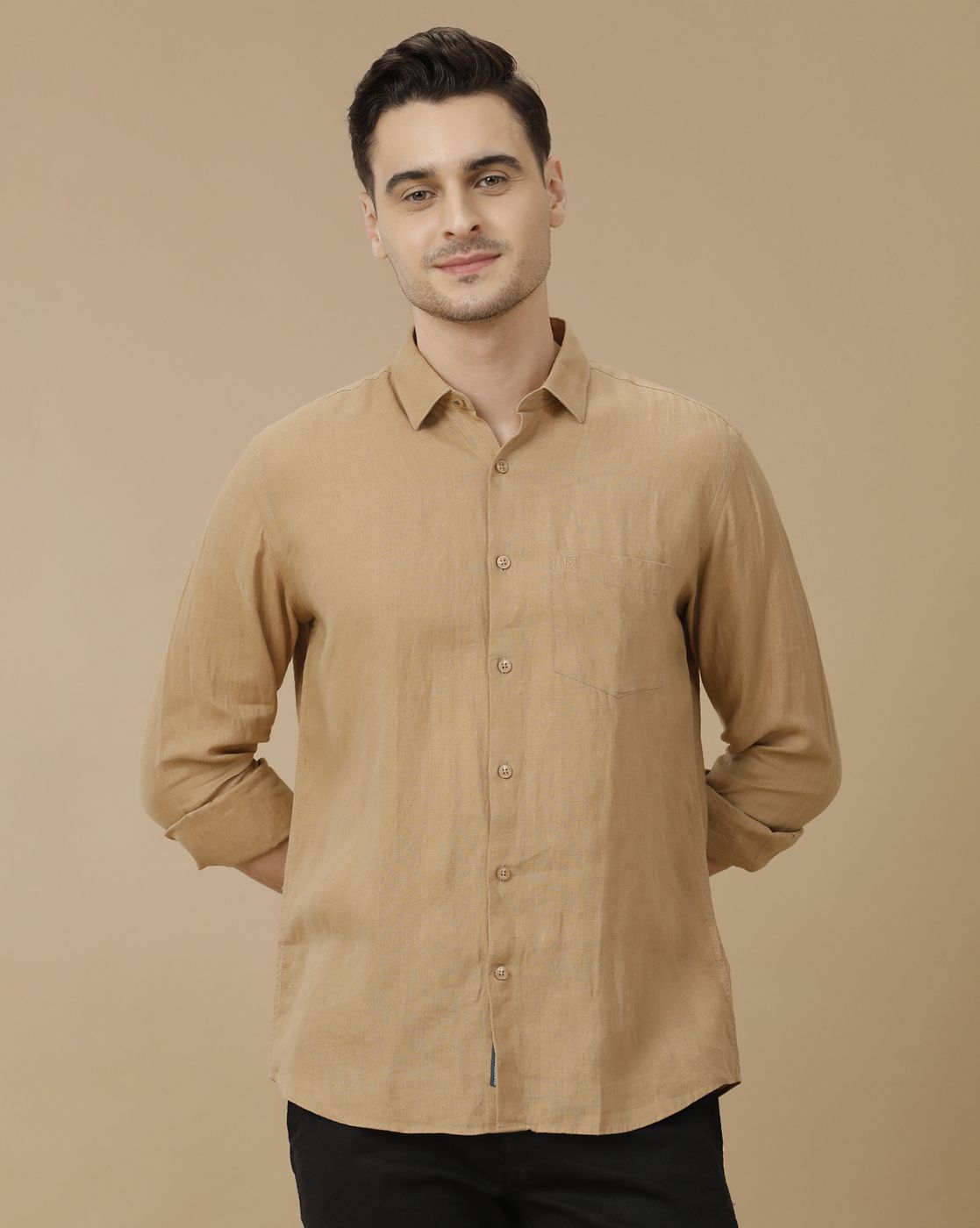 Men's Pure Linen Brown Solid Contemporary Fit Full Sleeve Casual Shirt