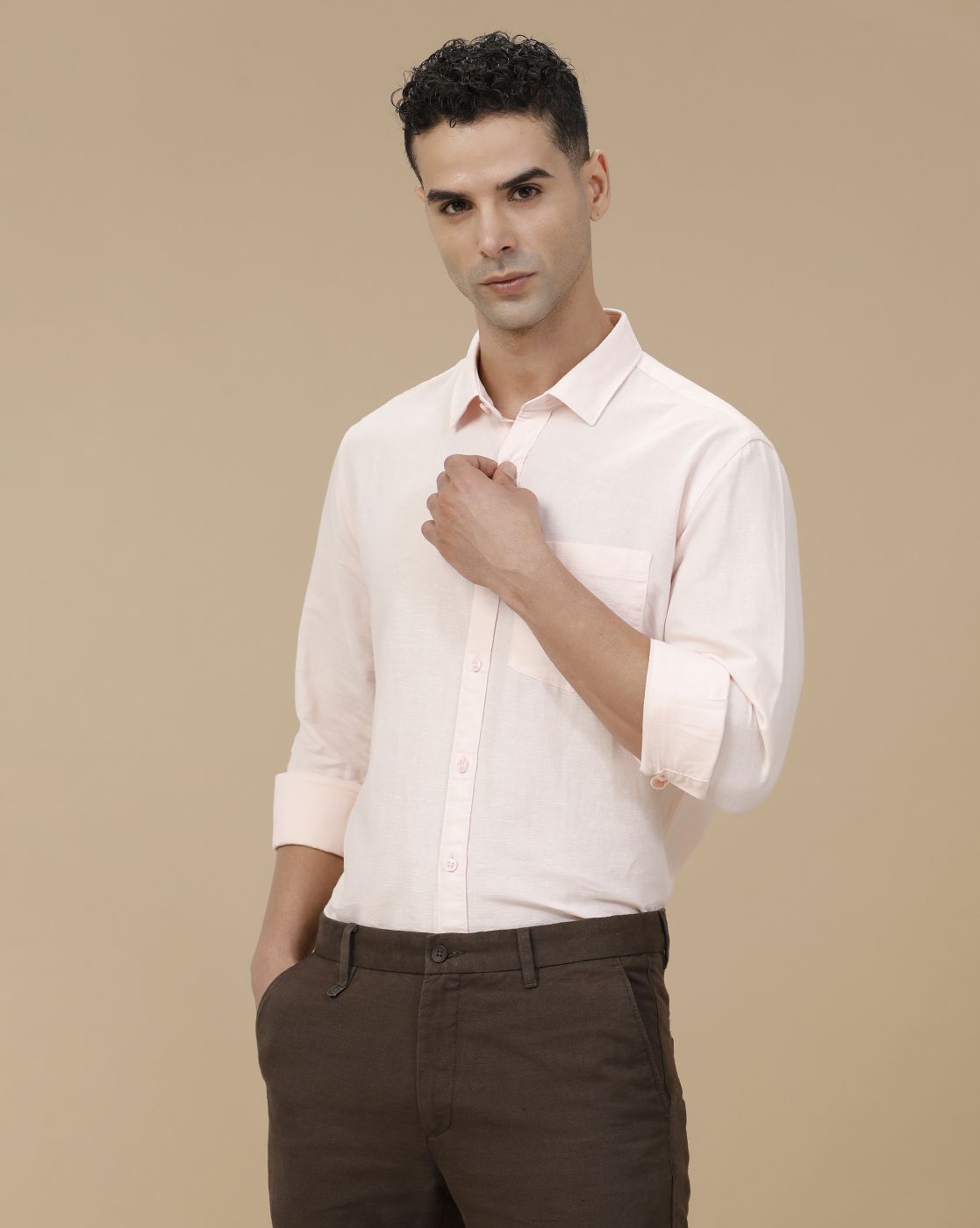 Linen Club Men's Linen Rich Pink Solid Contemporary Fit Full Sleeve Casual Shirt