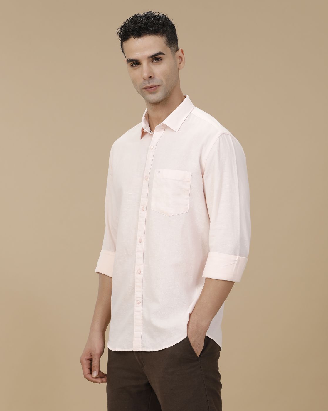 Linen Club Men's Linen Rich Pink Solid Contemporary Fit Full Sleeve Casual Shirt