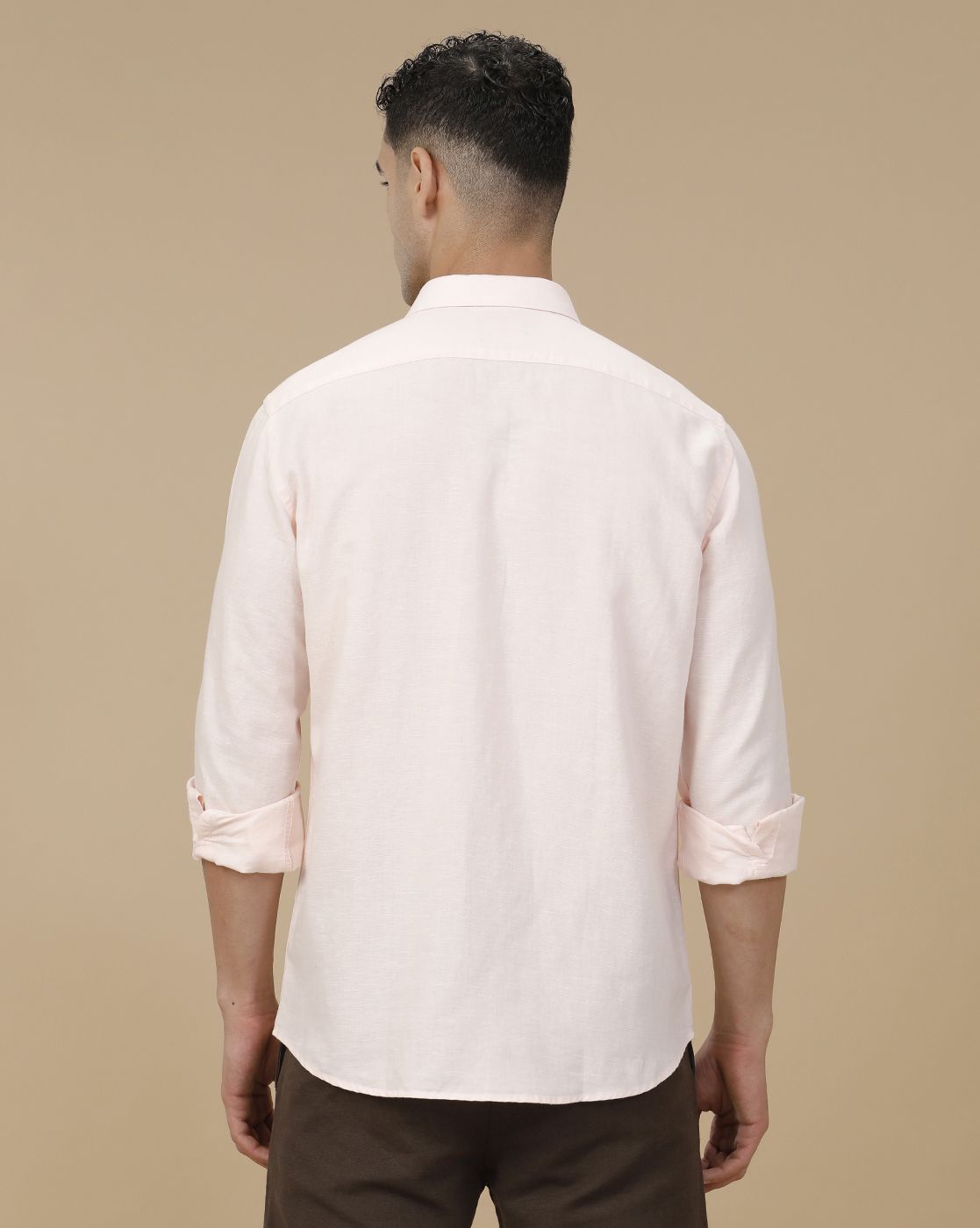 Linen Club Men's Linen Rich Pink Solid Contemporary Fit Full Sleeve Casual Shirt