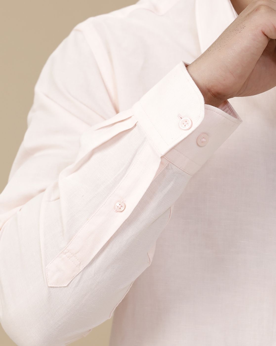 Linen Club Men's Linen Rich Pink Solid Contemporary Fit Full Sleeve Casual Shirt