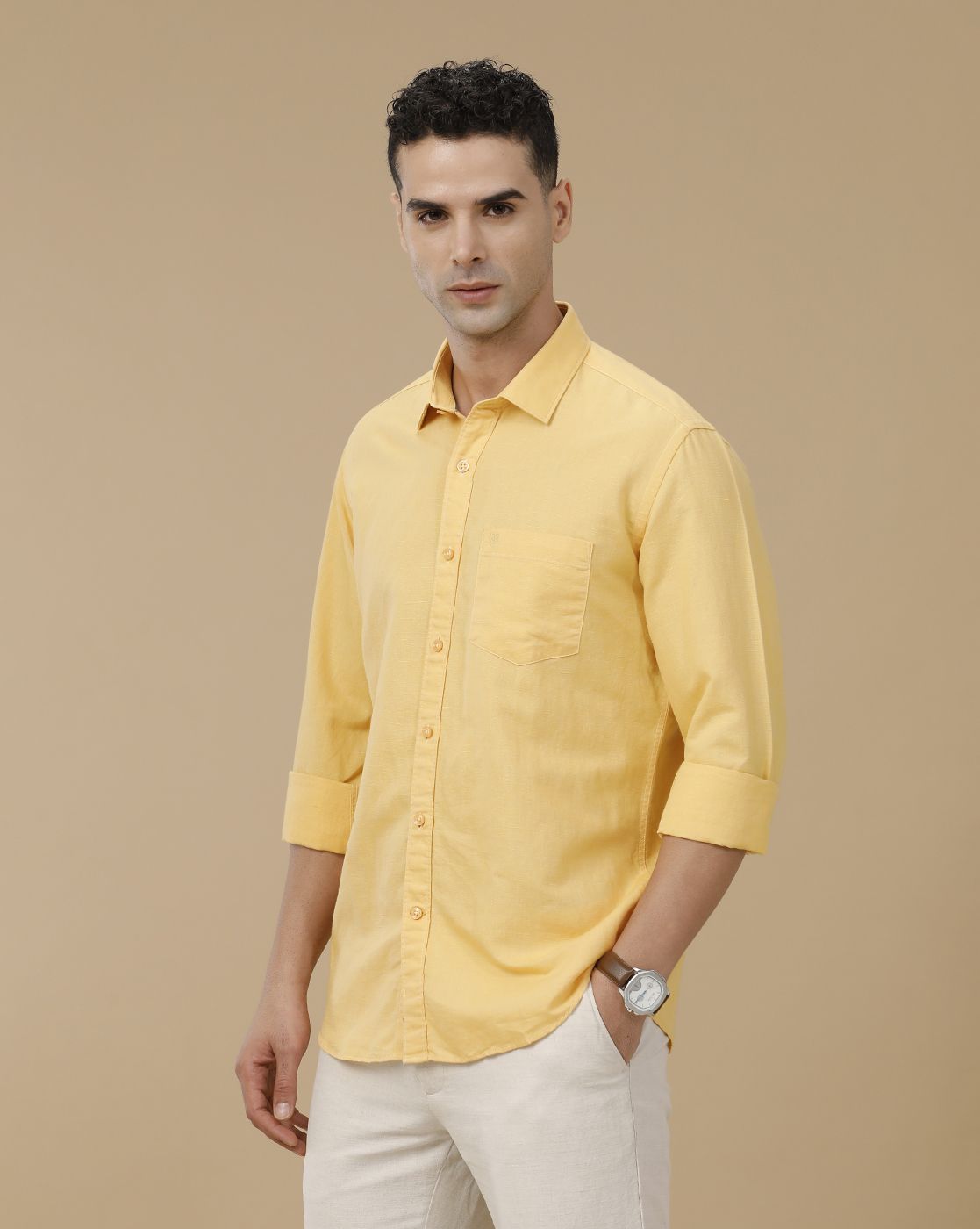 Linen Club Men's Linen Rich Yellow Solid Contemporary Fit Full Sleeve Casual Shirt
