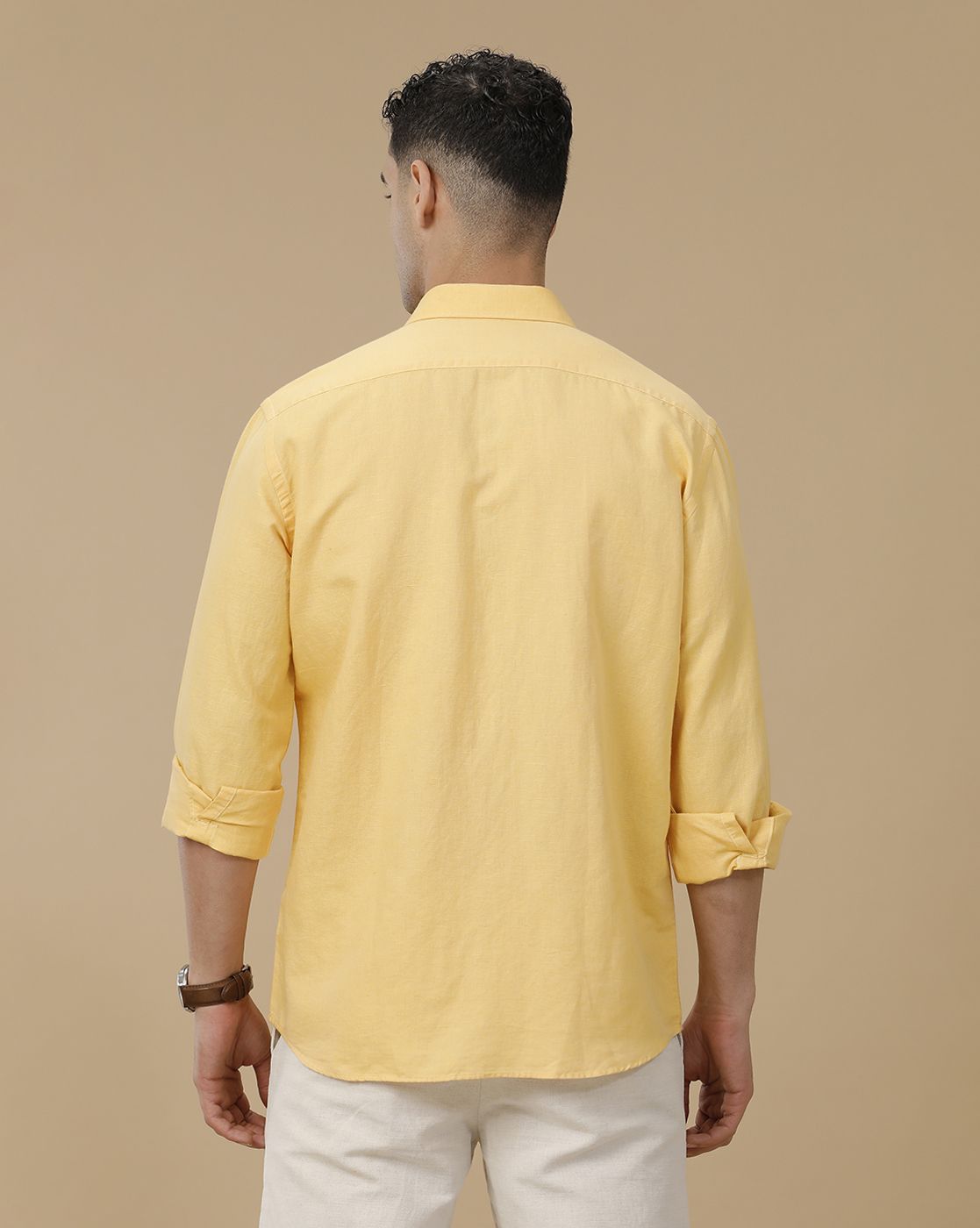 Linen Club Men's Linen Rich Yellow Solid Contemporary Fit Full Sleeve Casual Shirt