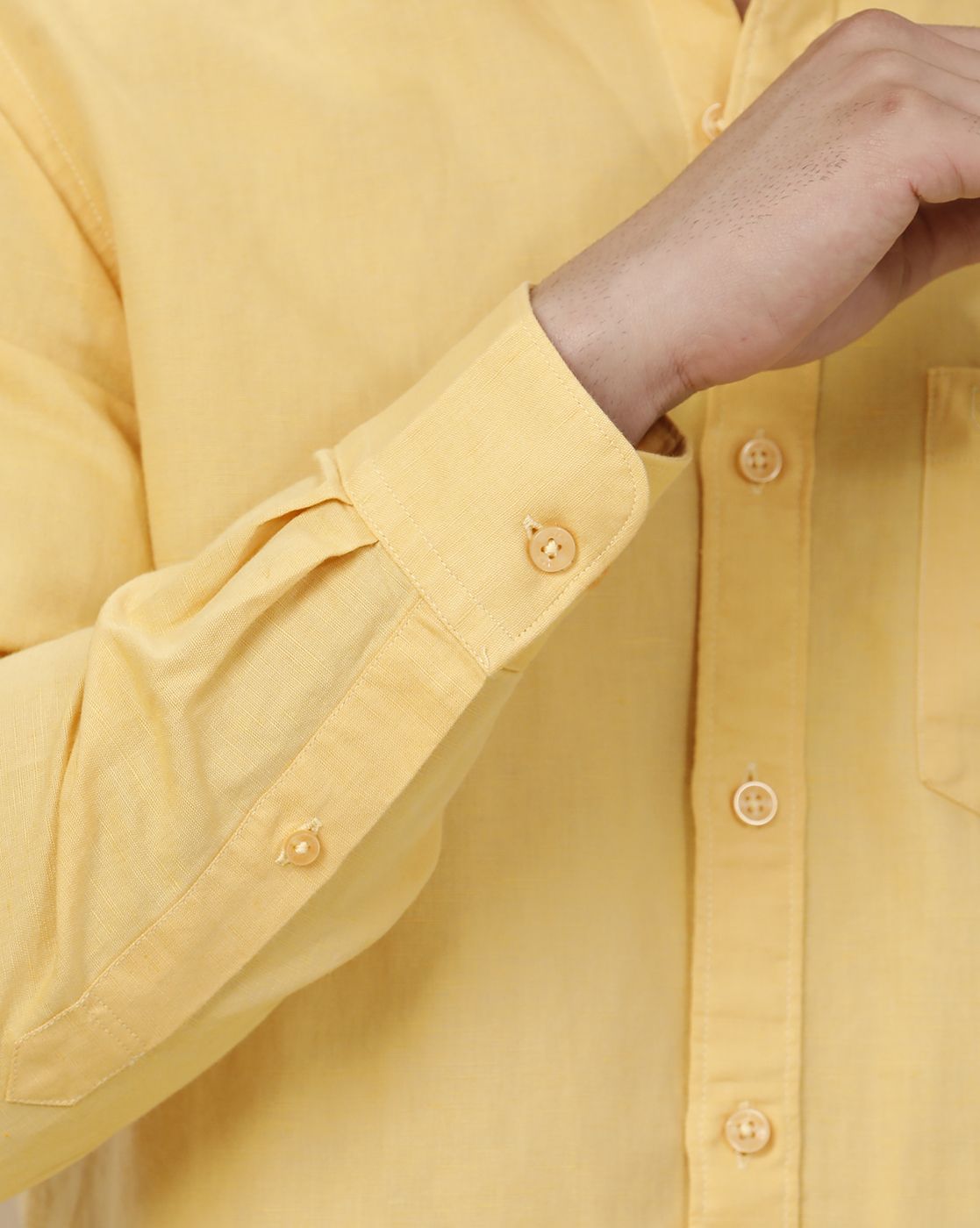 Linen Club Men's Linen Rich Yellow Solid Contemporary Fit Full Sleeve Casual Shirt