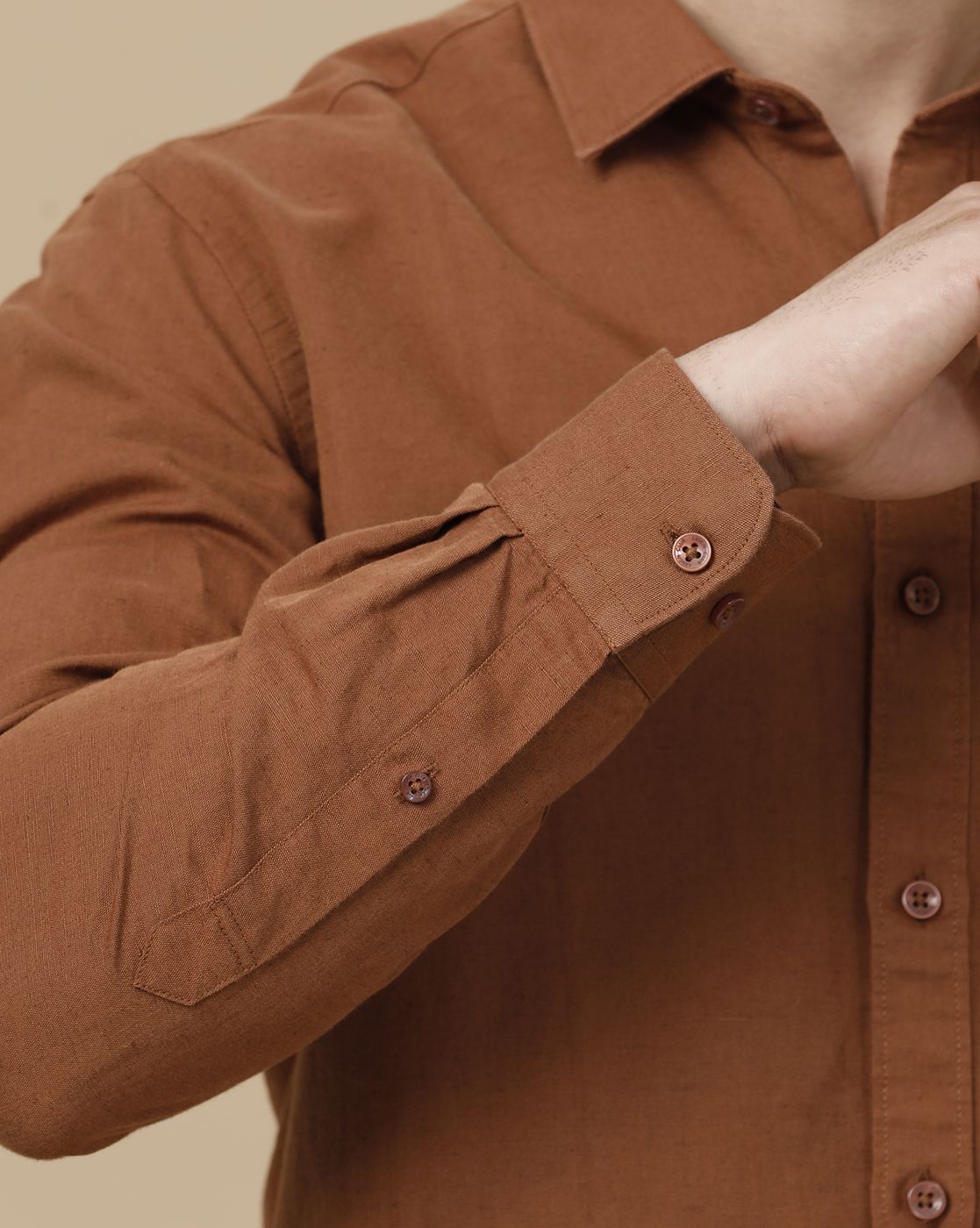 Linen Club Men's Linen Rich Brown Solid Contemporary Fit Full Sleeve Casual Shirt