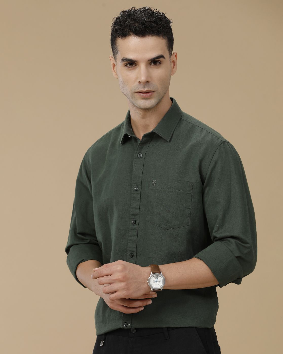 Linen Club Men's Linen Rich Green Solid Contemporary Fit Full Sleeve Casual Shirt