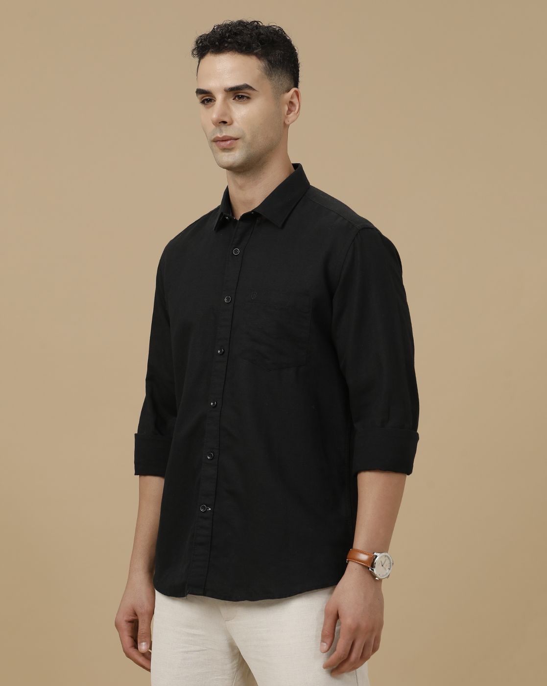 Linen Club Men's Linen Rich Black Solid Contemporary Fit Full Sleeve Casual Shirt