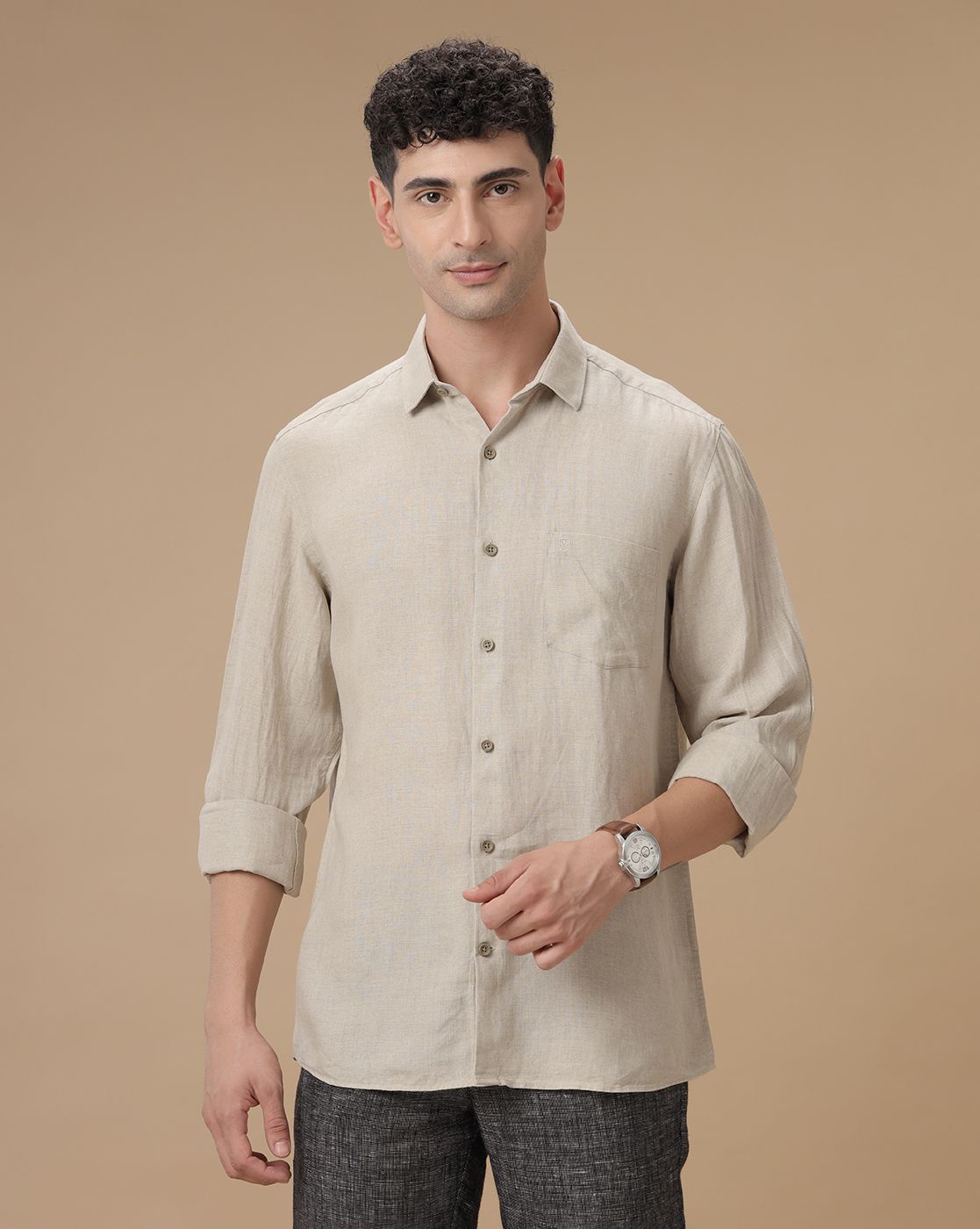 Men's Pure Linen Beige Solid Contemporary Fit Full Sleeve Casual Shirt