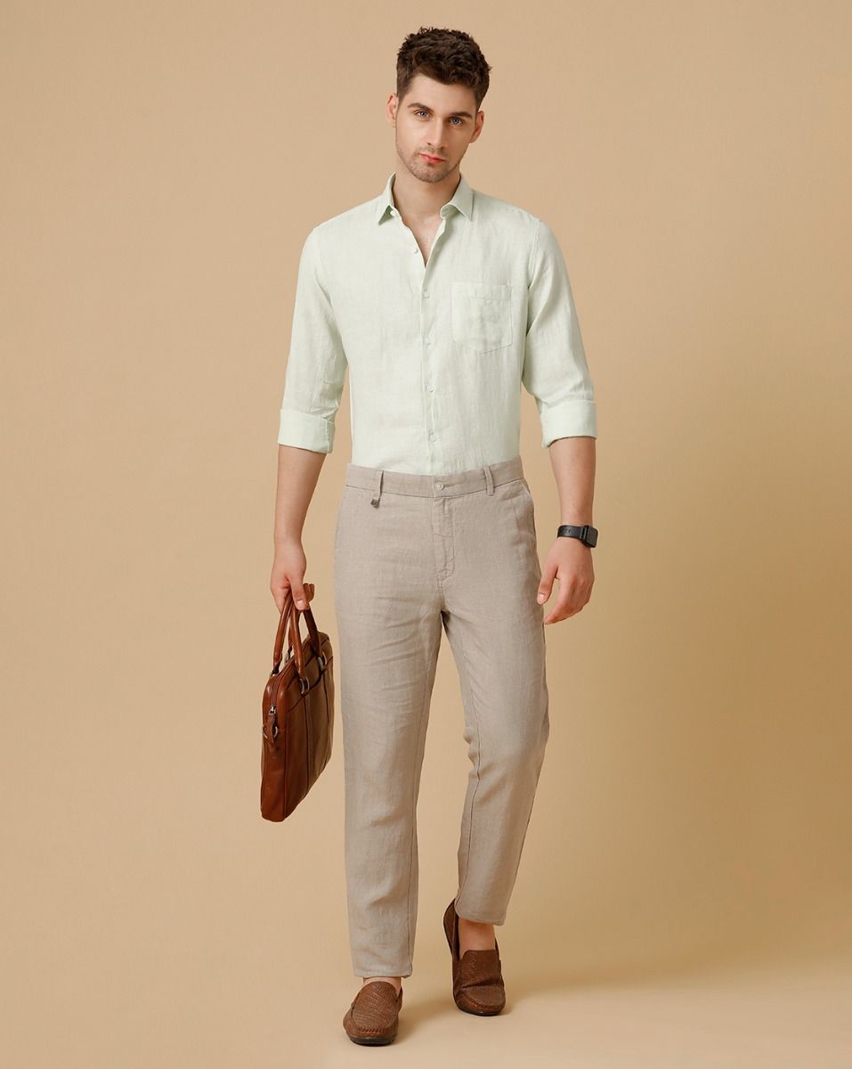 Men's Pure Linen Green Solid Contemporary Fit Full Sleeve Sleeve Casual Shirt