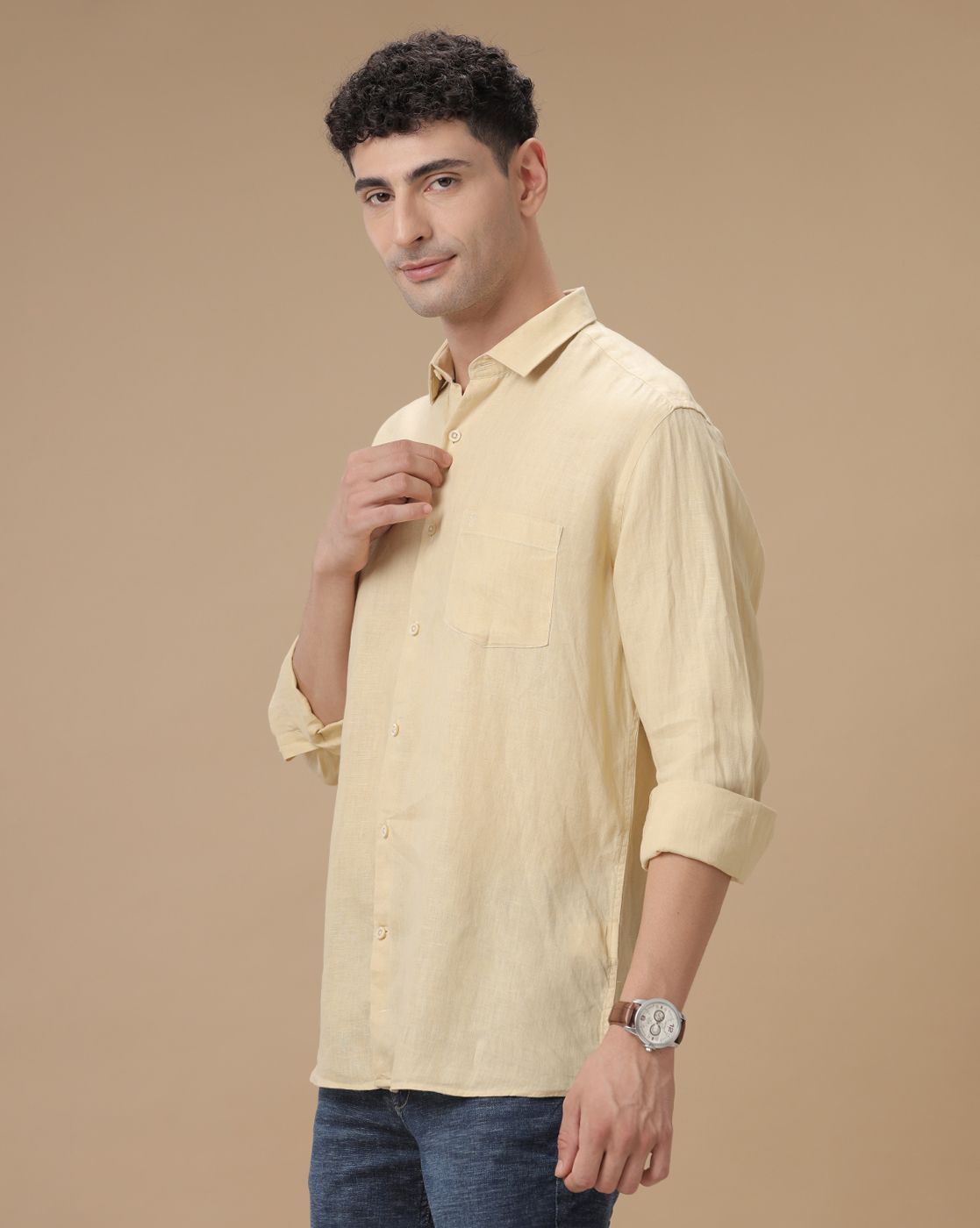 Men's Pure Linen Yellow Solid Contemporary Fit Full Sleeve Casual Shirt