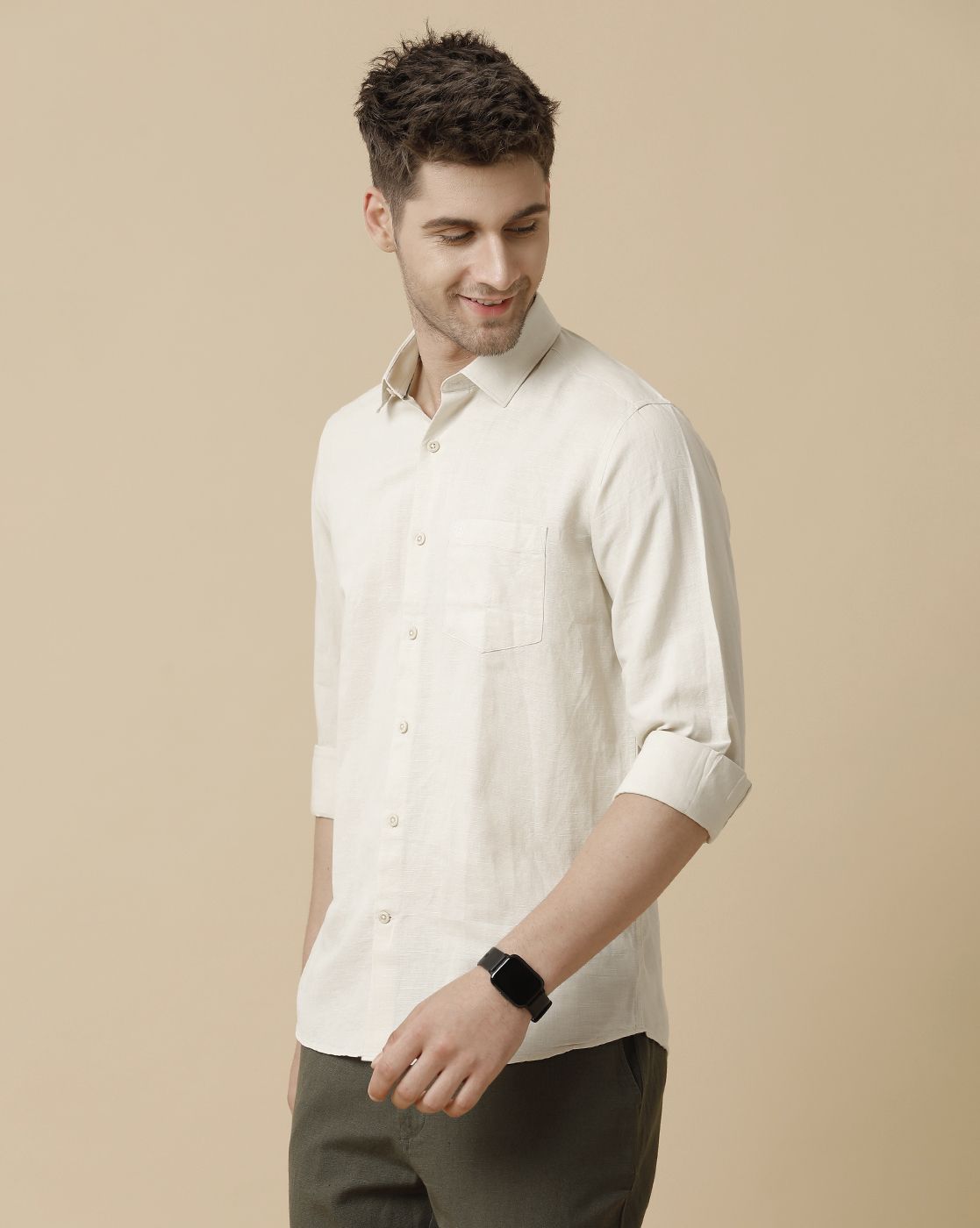 Men's Pure Linen Beige Solid Contemporary Fit Full Sleeve Sleeve Casual Shirt