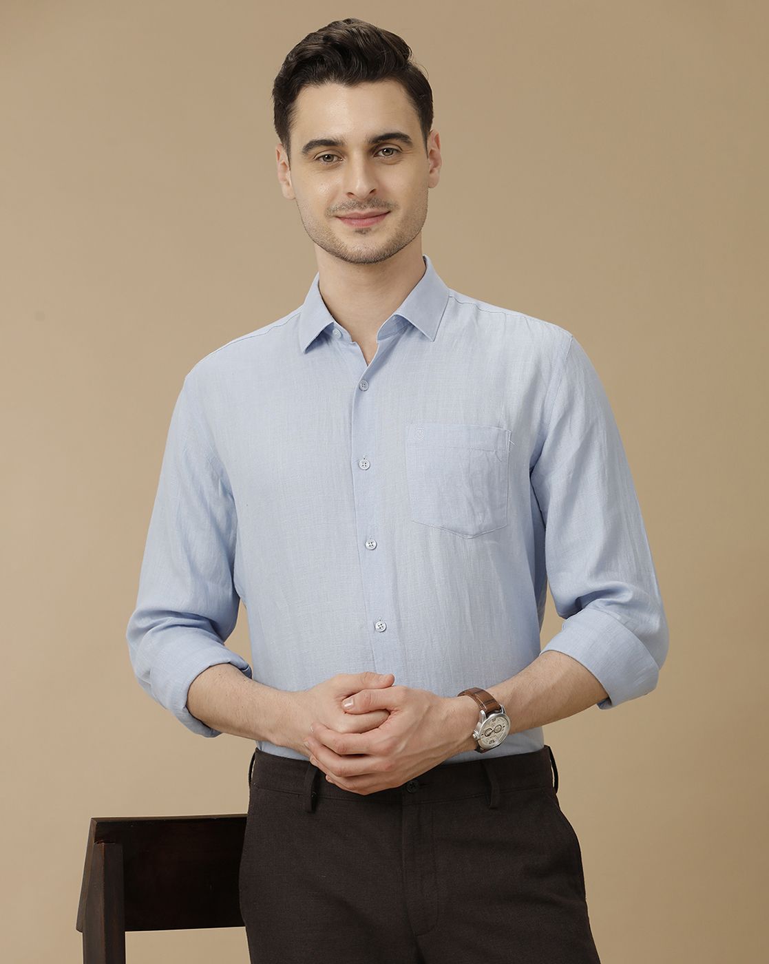 Men's Pure Linen Blue Solid Contemporary Fit Full Sleeve Casual Shirt