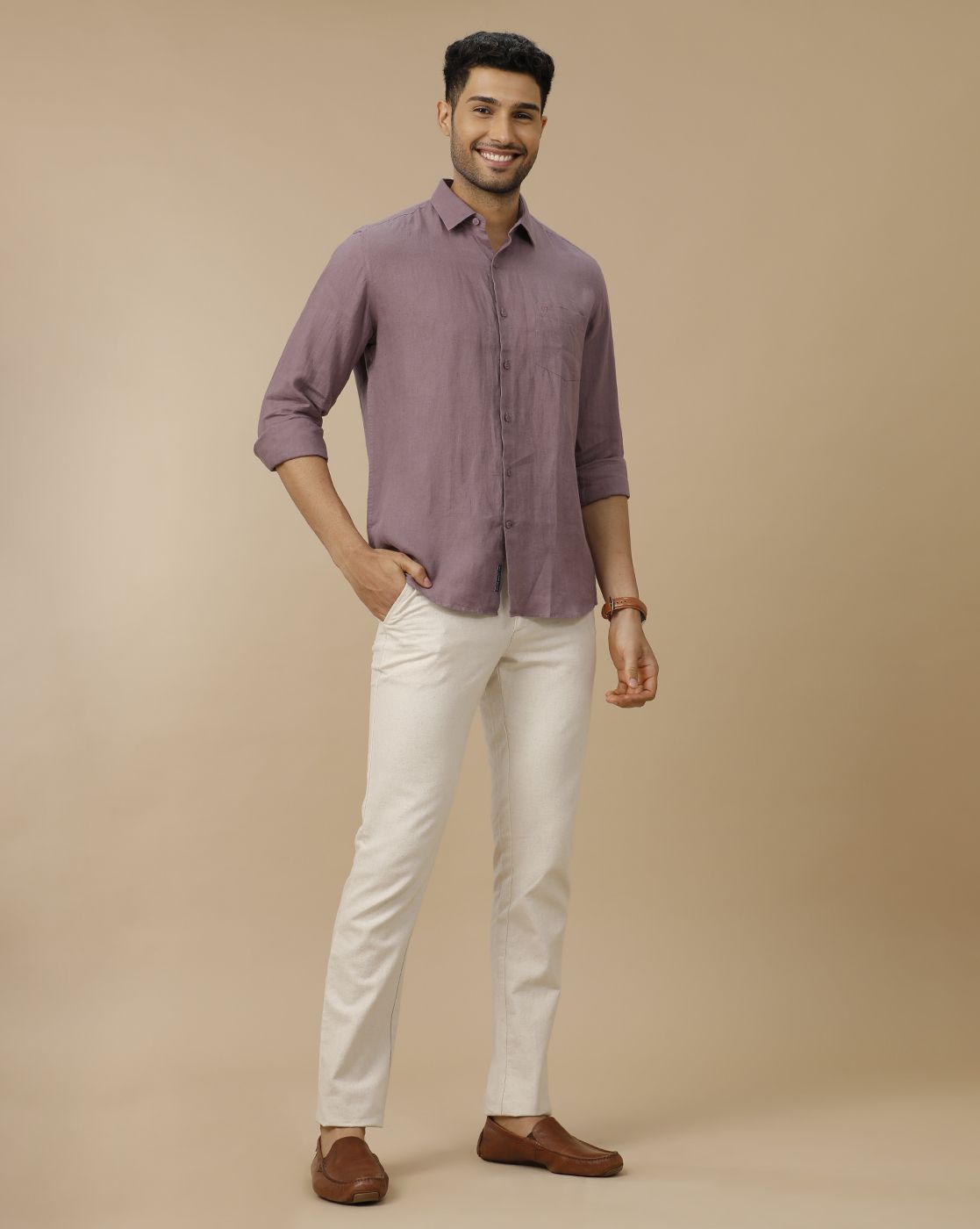Men's Pure Linen Purple Solid Contemporary Fit Full Sleeve Casual Shirt