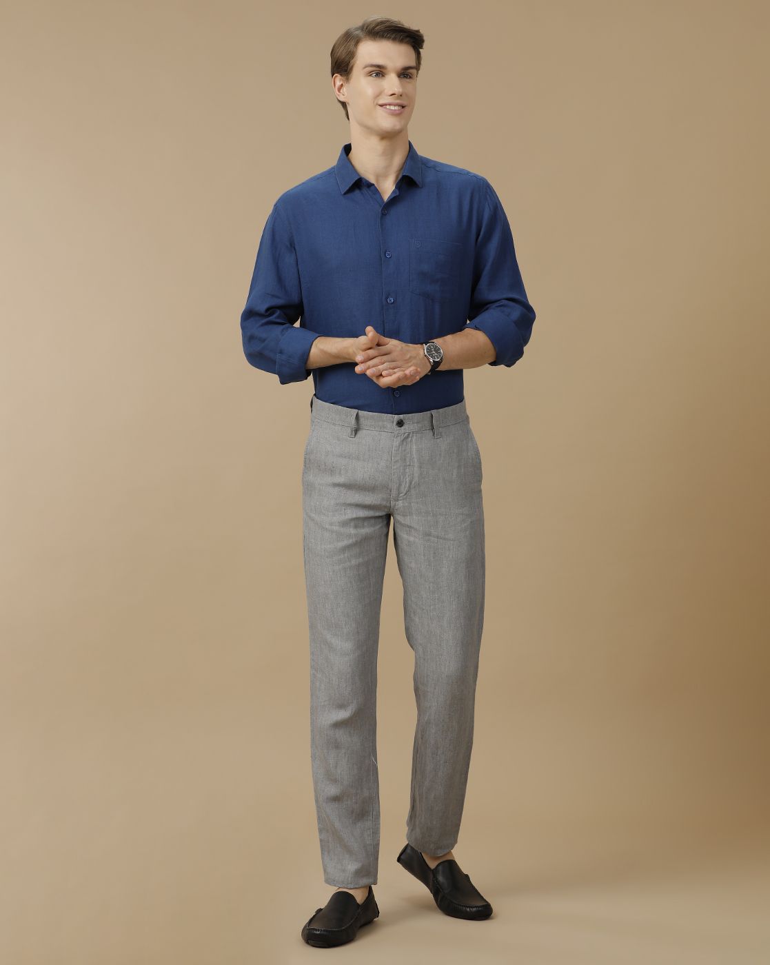 Men's Pure Linen Blue Solid Contemporary Fit Full Sleeve Casual Shirt