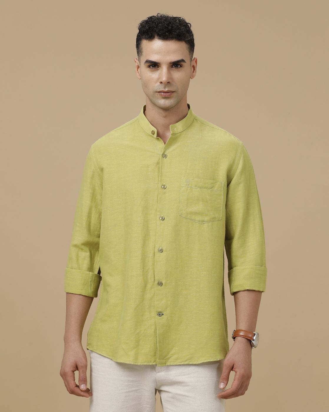 Linen Club Men's Linen Rich Green Solid Contemporary Fit Full Sleeve Casual Shirt