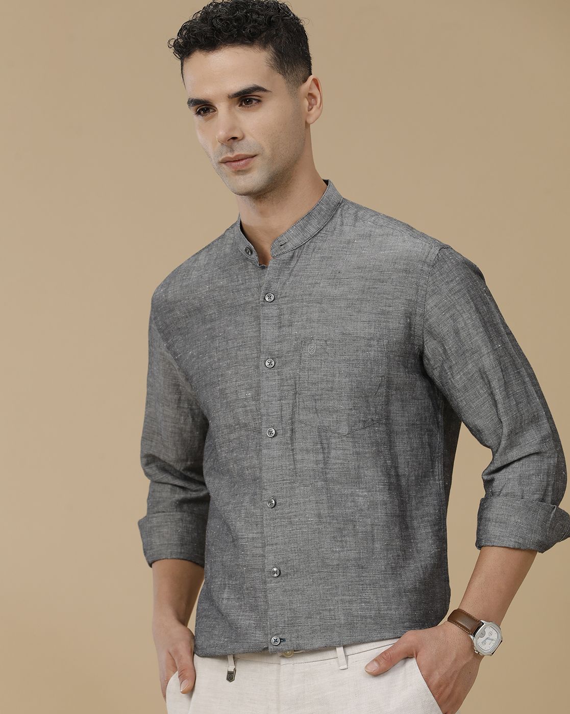 Linen Club Men's Linen Rich Grey Solid Contemporary Fit Full Sleeve Casual Shirt