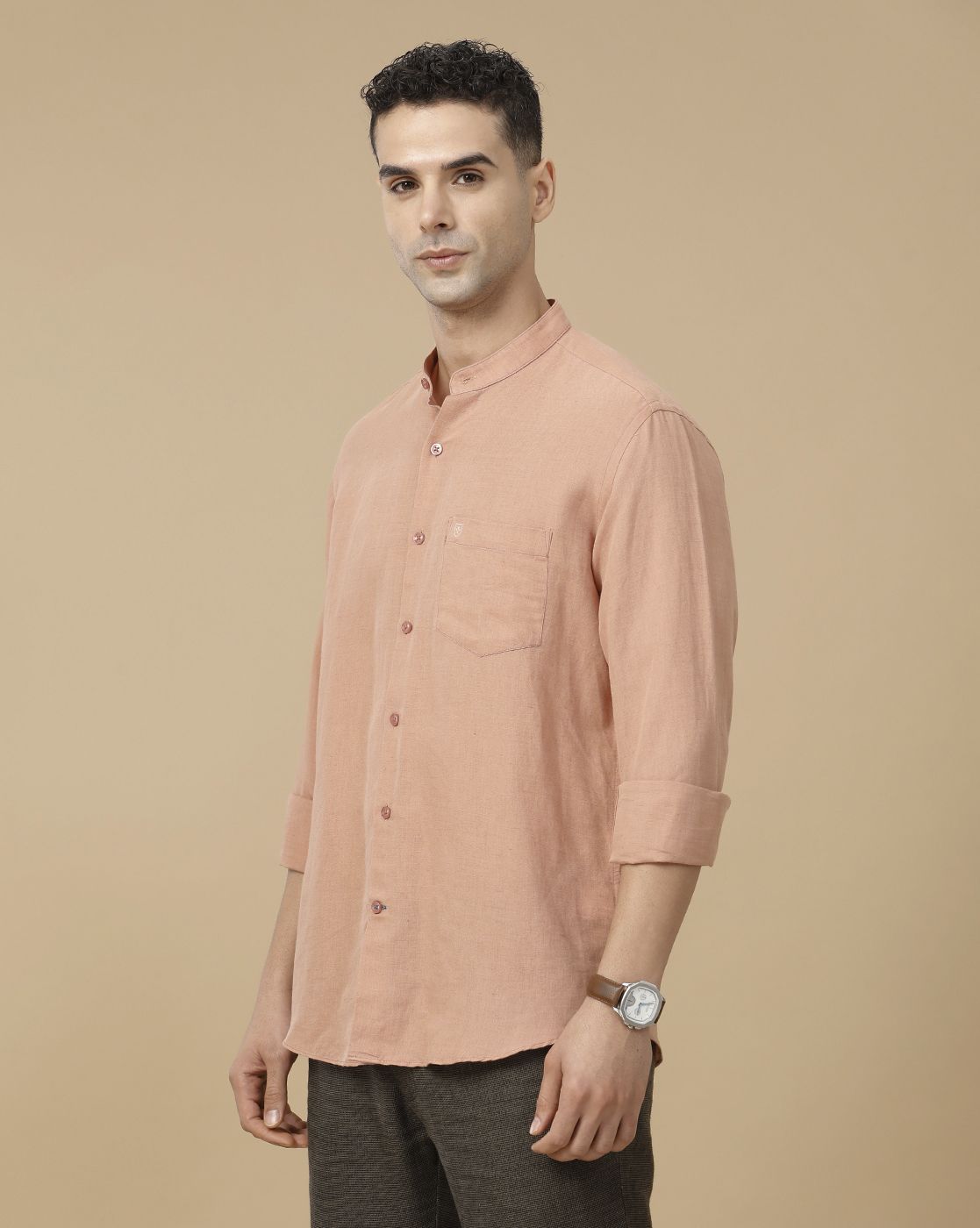 Linen Club Men's Linen Rich Peach Solid Contemporary Fit Full Sleeve Casual Shirt