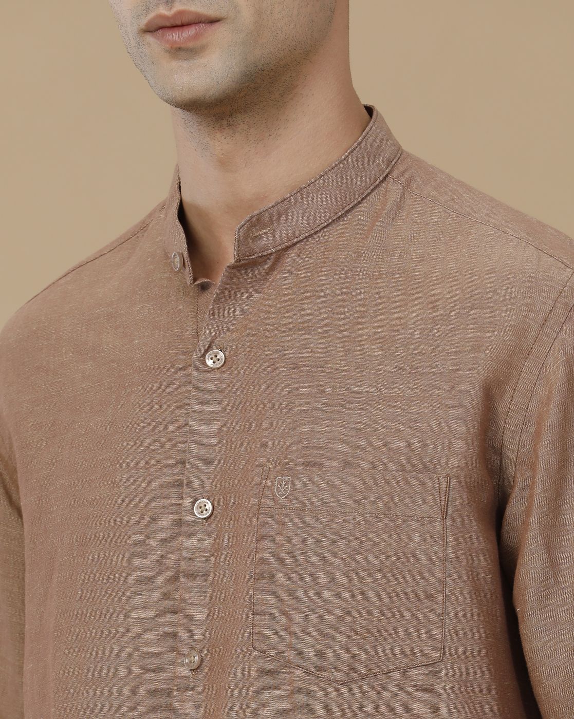 Linen Club Men's Linen Rich Brown Solid Contemporary Fit Full Sleeve Casual Shirt