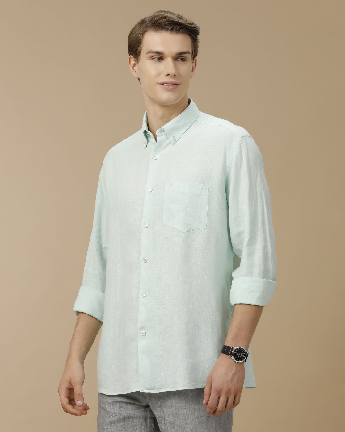 Men's Pure Linen Turquoise Blue Solid Contemporary Fit Full Sleeve Casual Shirt