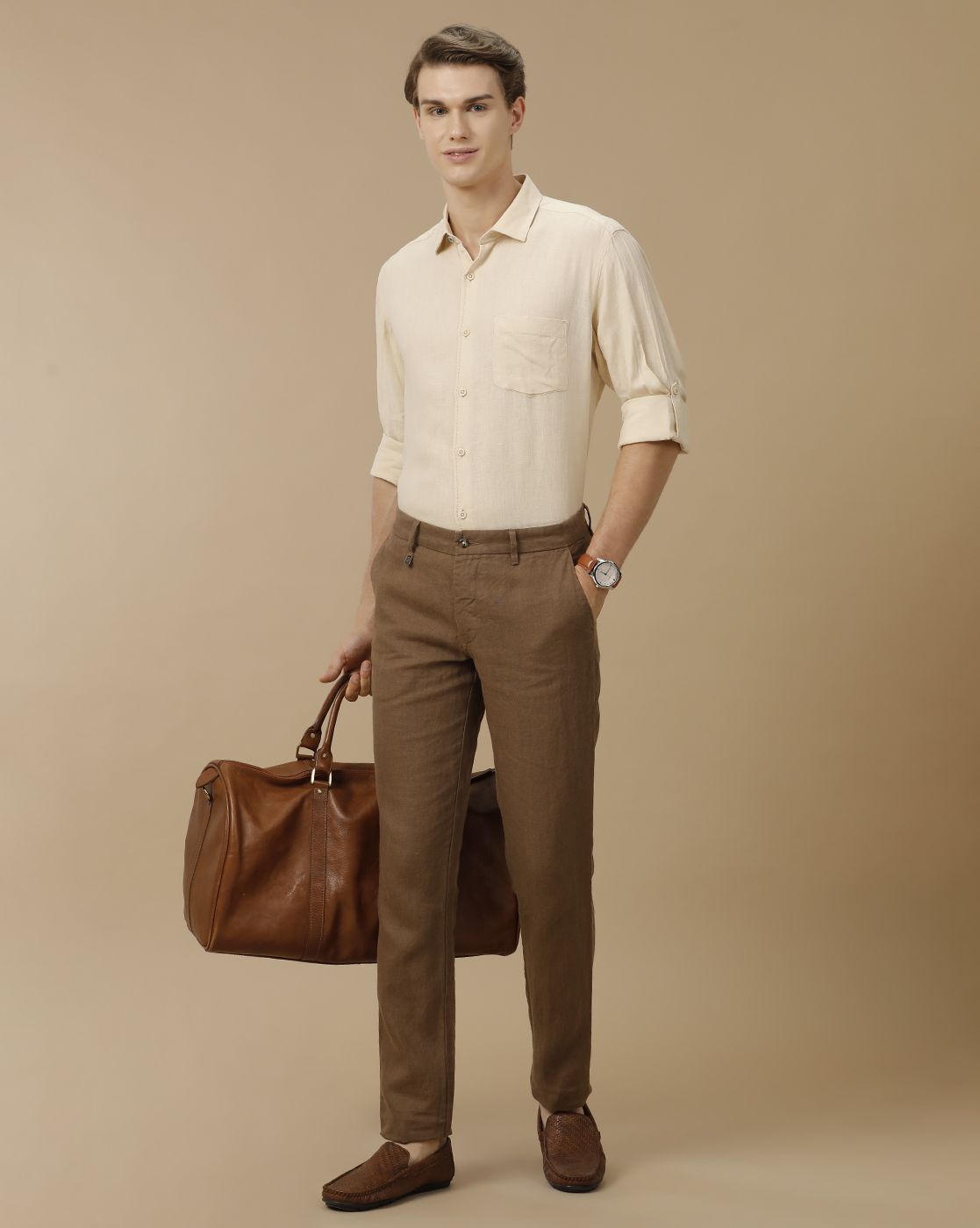 Men's Pure Linen Beige Solid Contemporary Fit Full Sleeve Casual Shirt